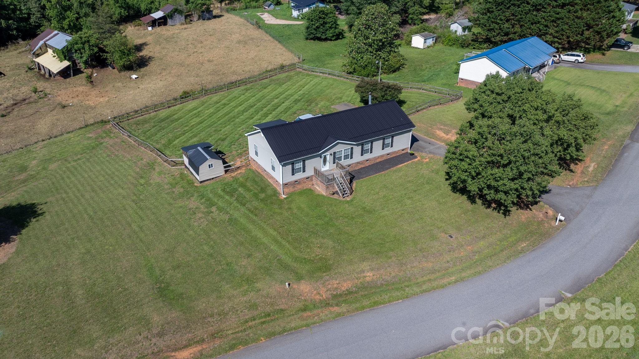 3015 Farm Pond Lane — Granite Falls