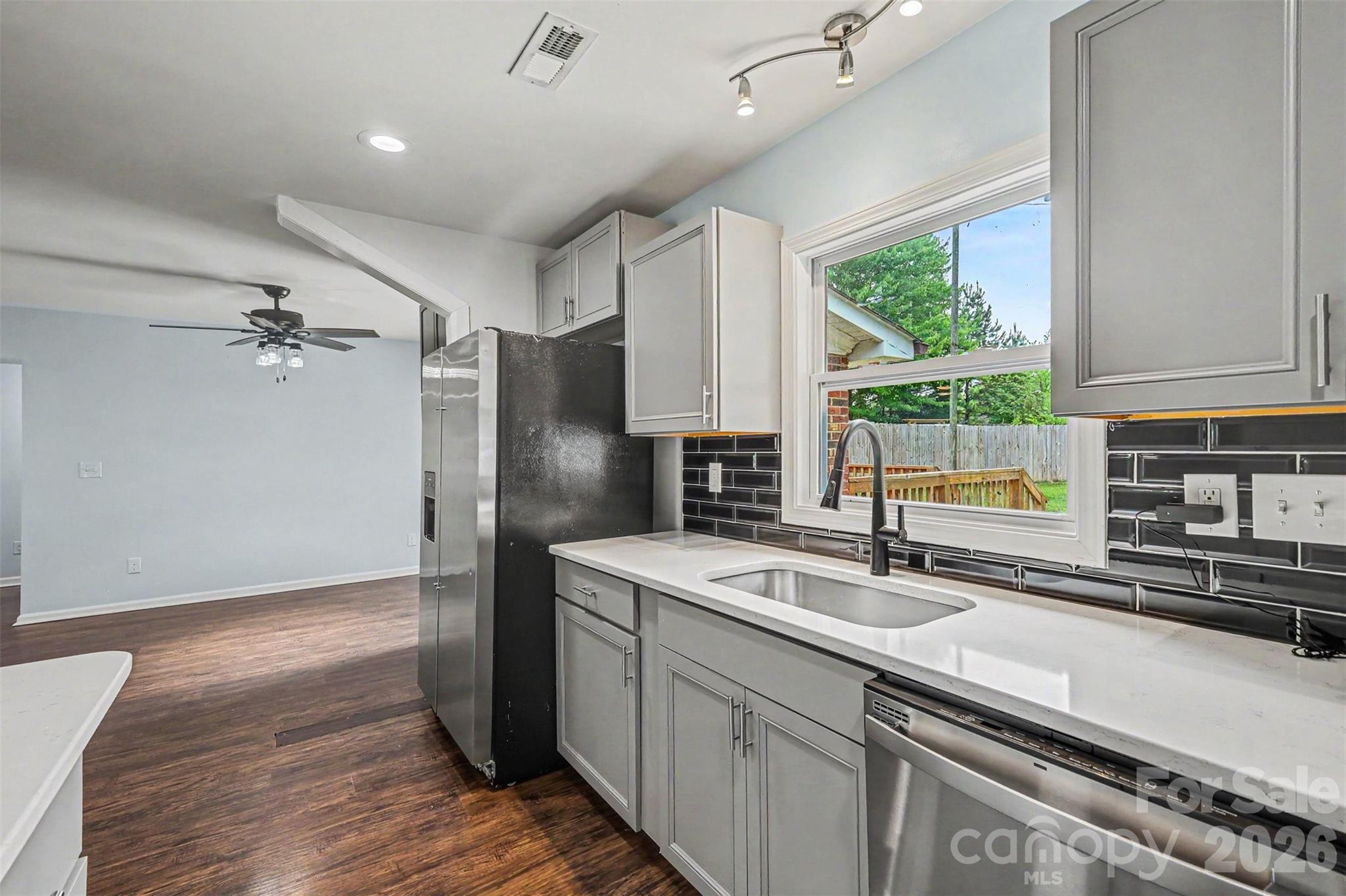9902 Forest Drive — Charlotte
