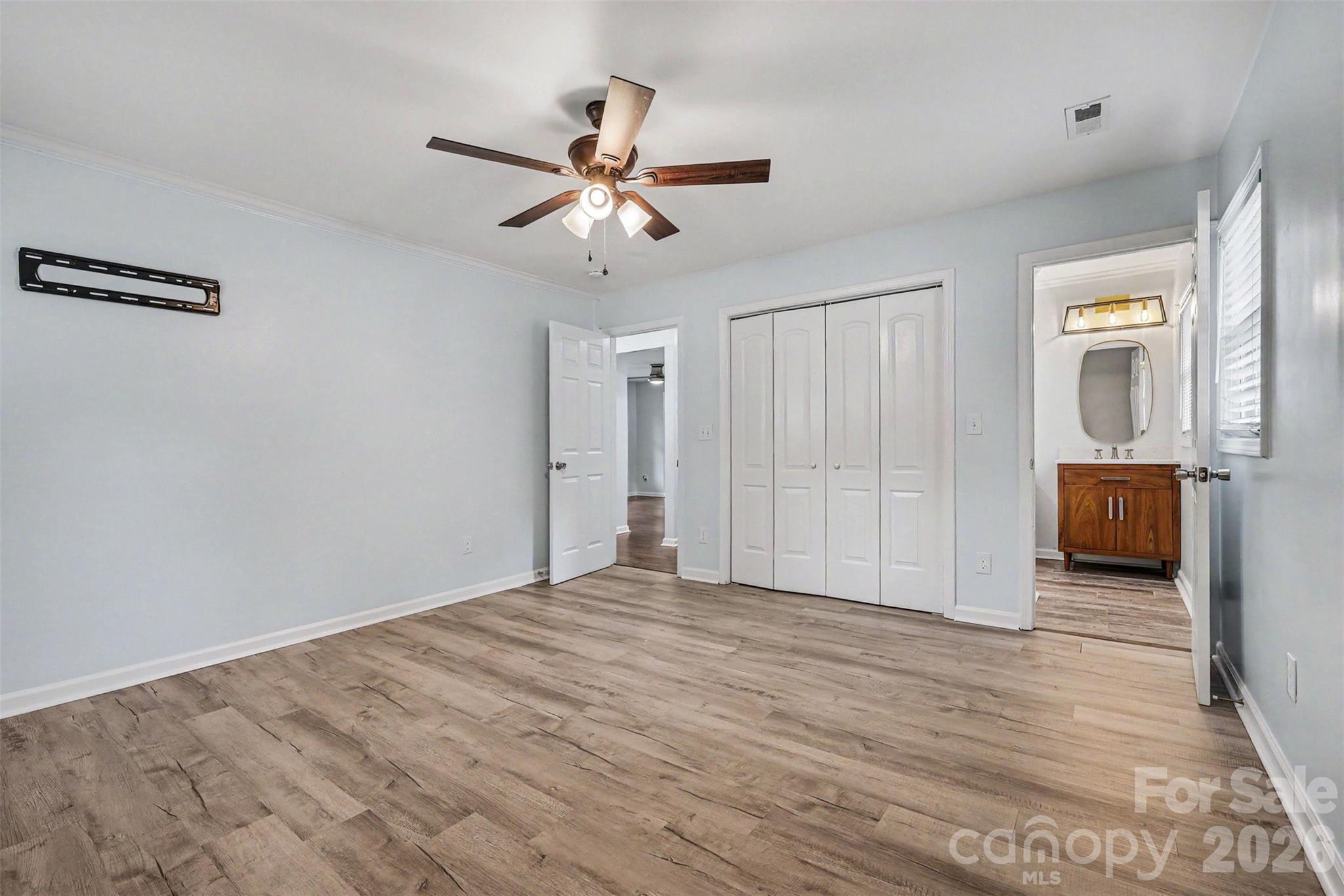 9902 Forest Drive — Charlotte