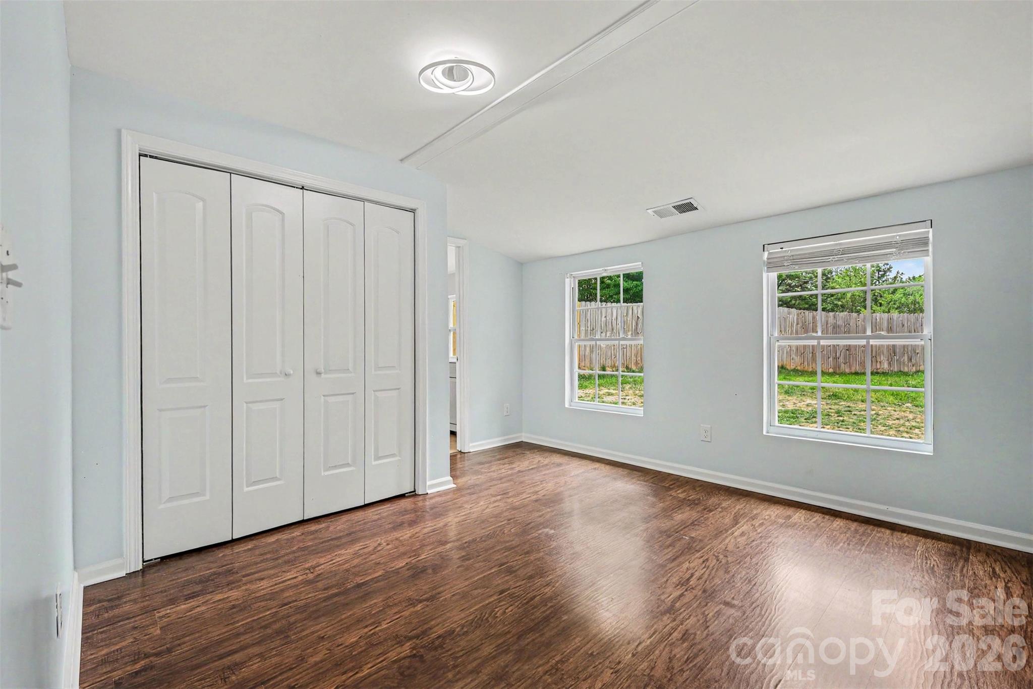 9902 Forest Drive — Charlotte