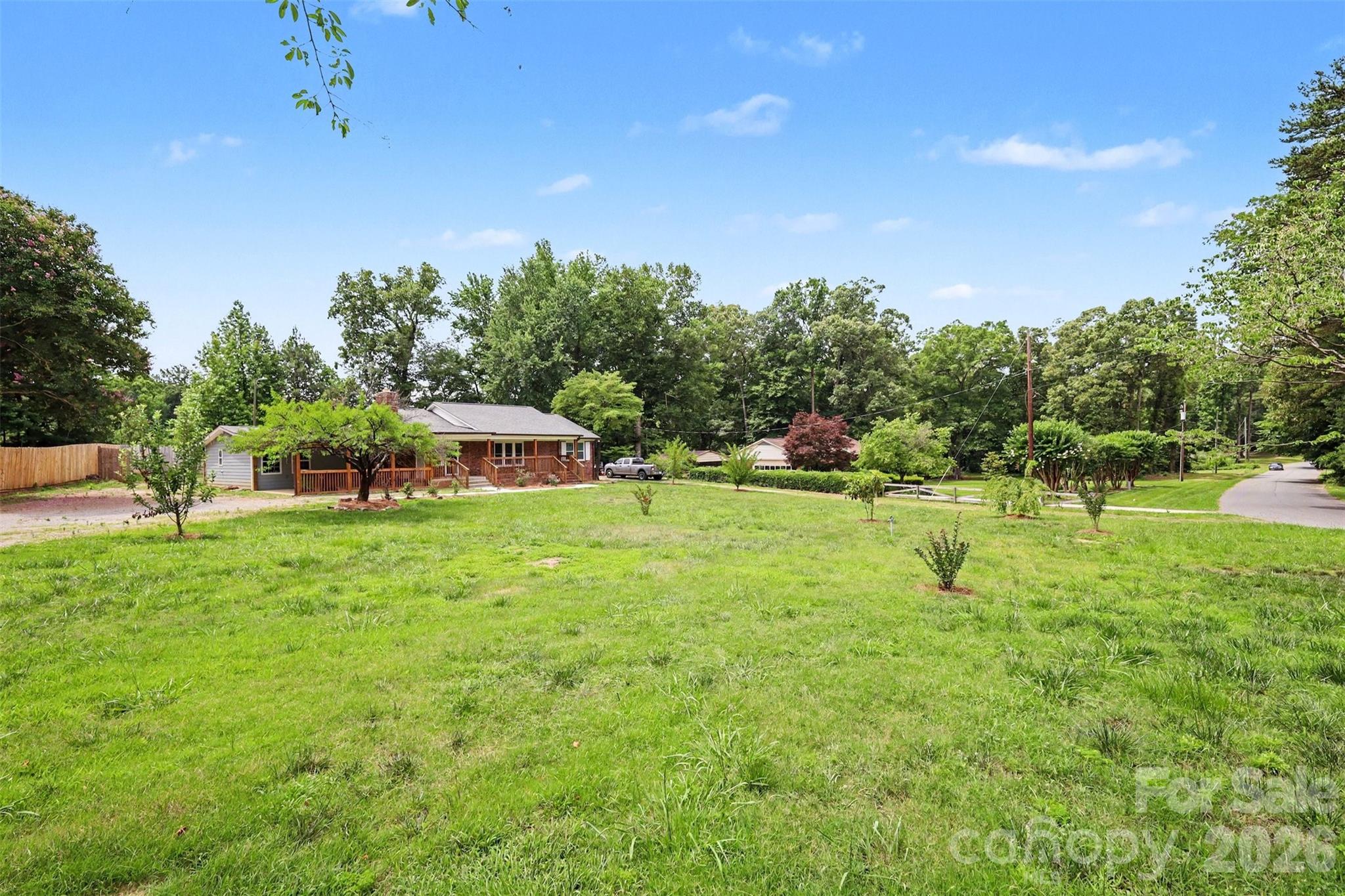 9902 Forest Drive — Charlotte