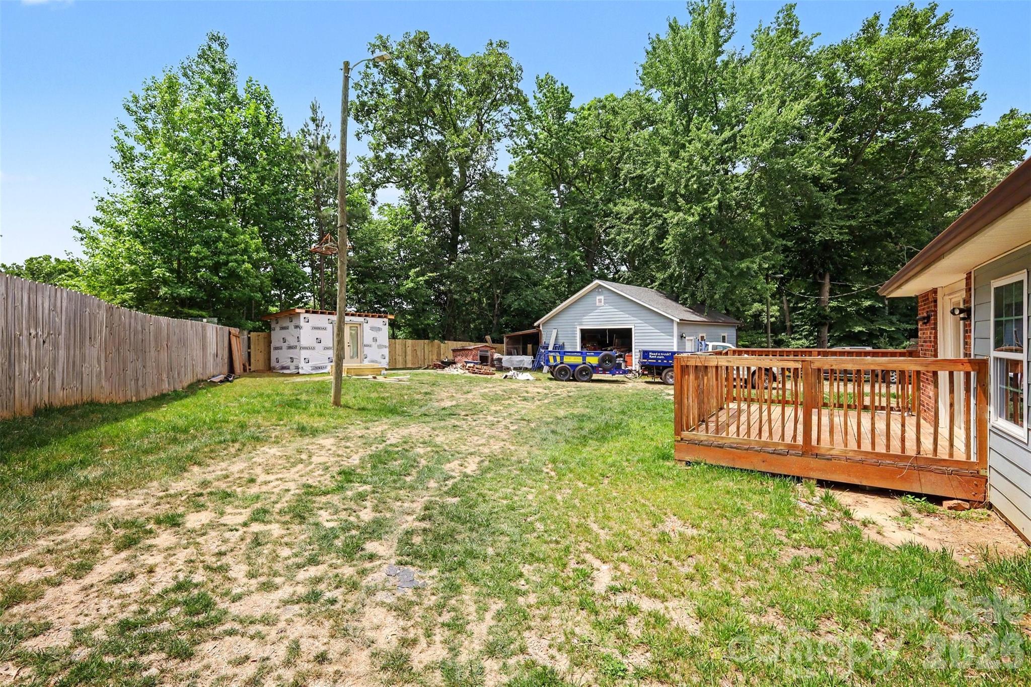 9902 Forest Drive — Charlotte