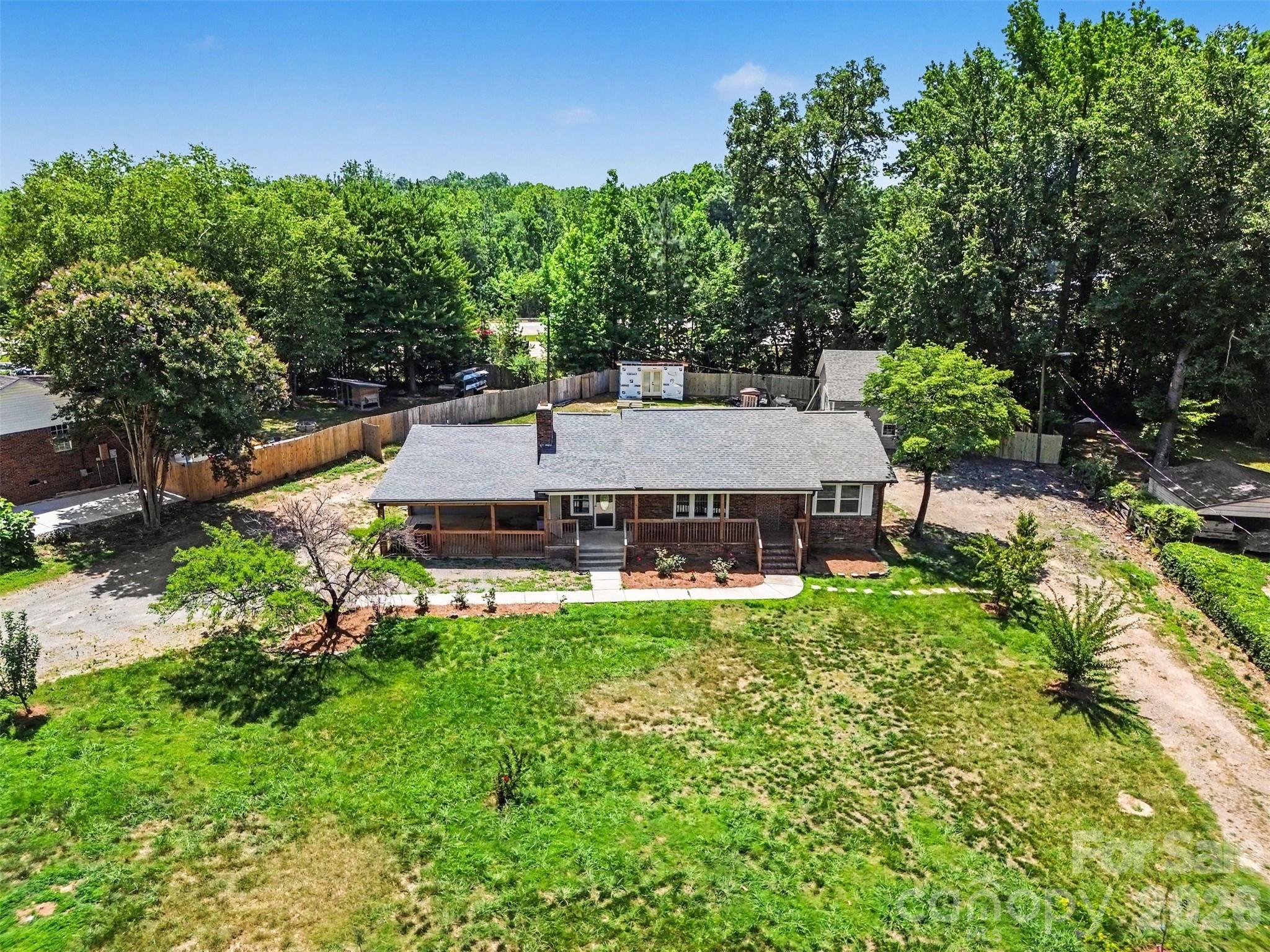 9902 Forest Drive — Charlotte