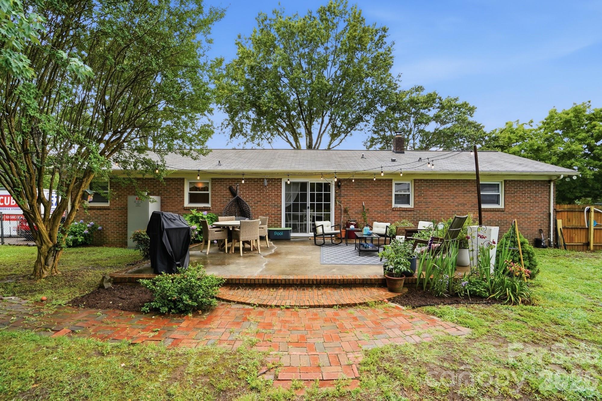 913 SW Gasser Drive SW — Concord