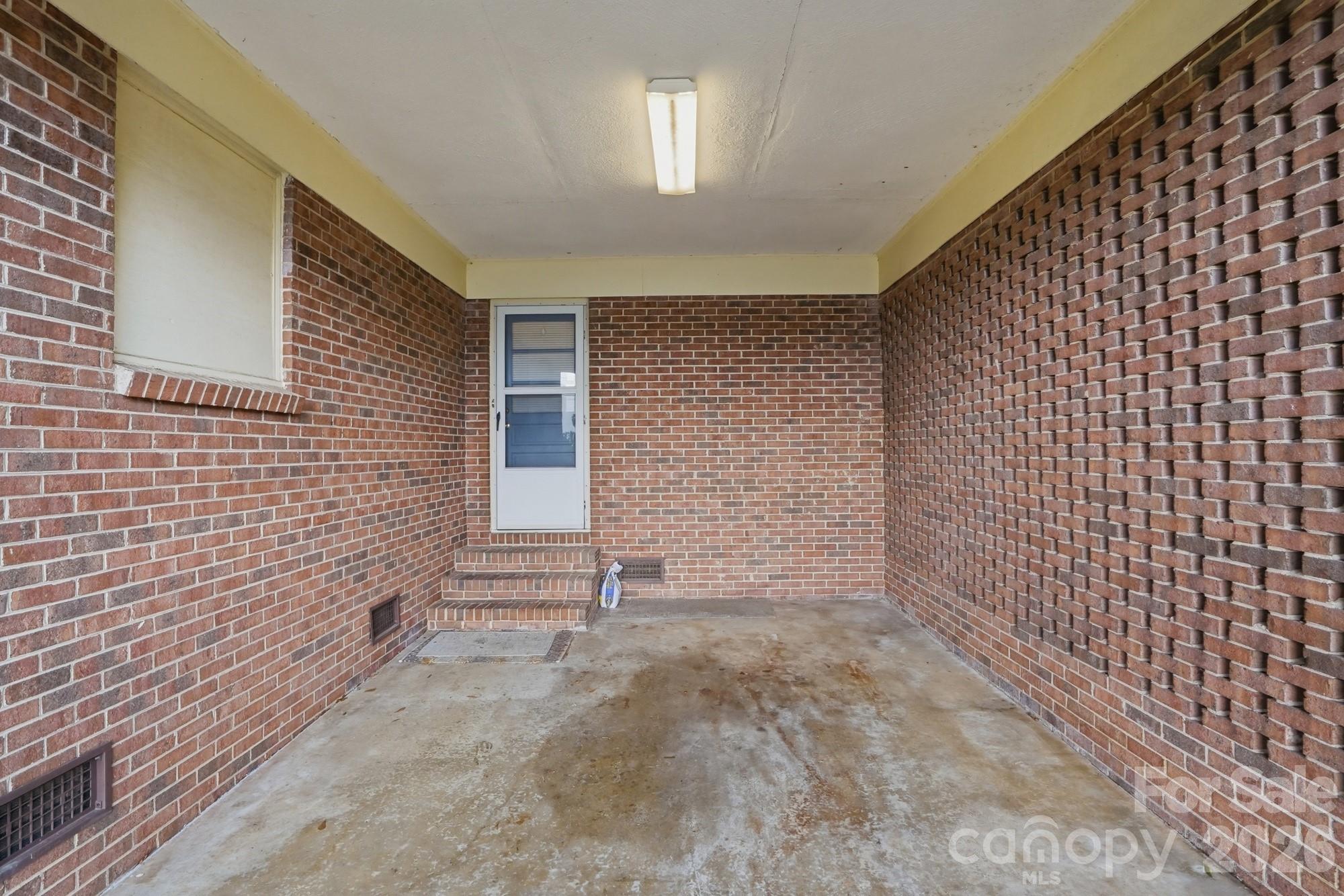 913 SW Gasser Drive SW — Concord