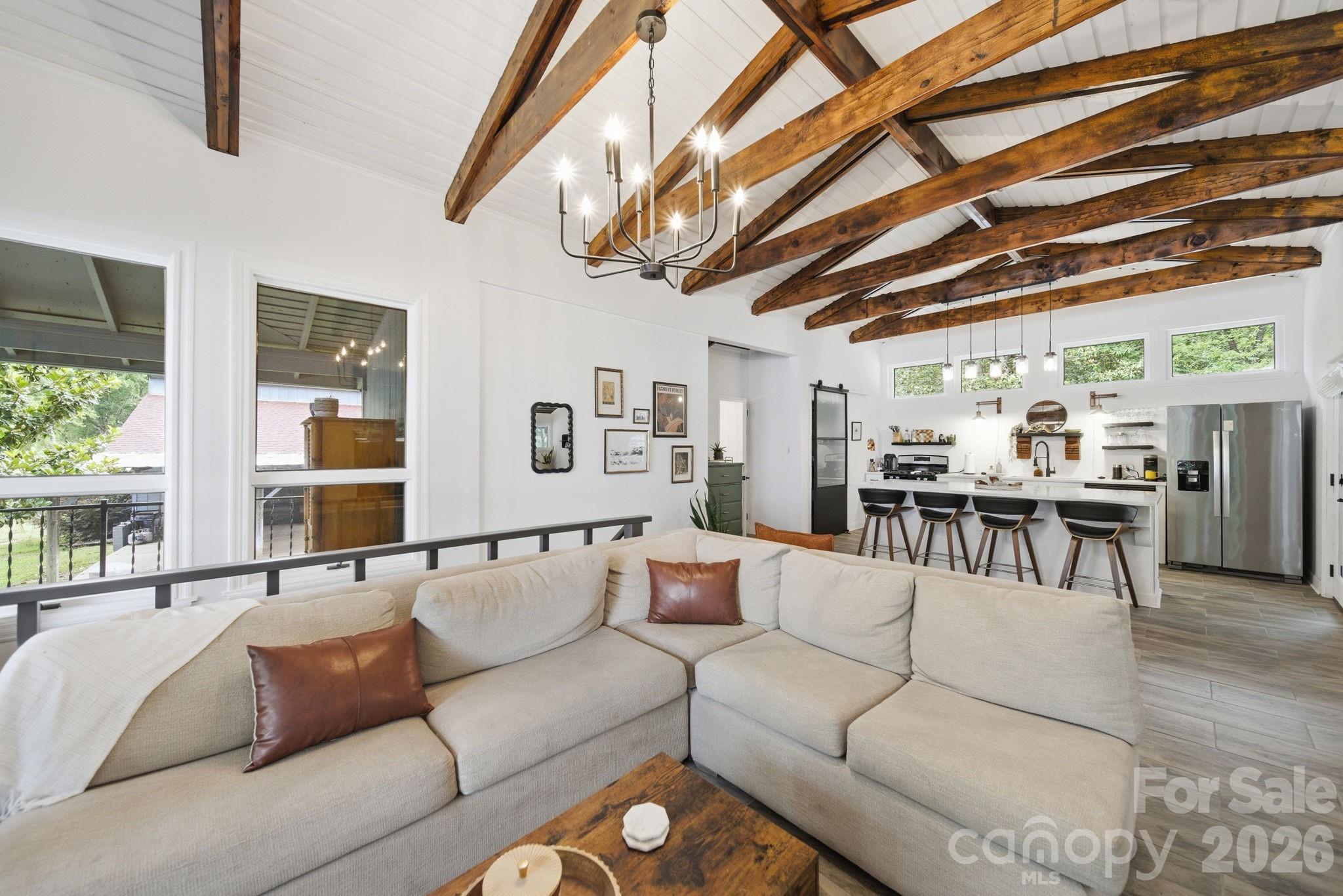 2262 Beaver Creek Road — Camden