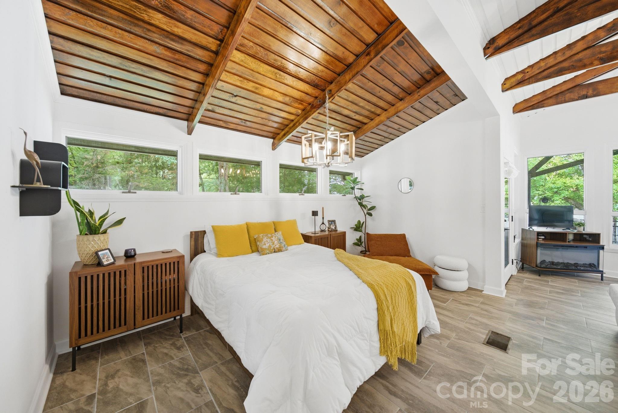 2262 Beaver Creek Road — Camden