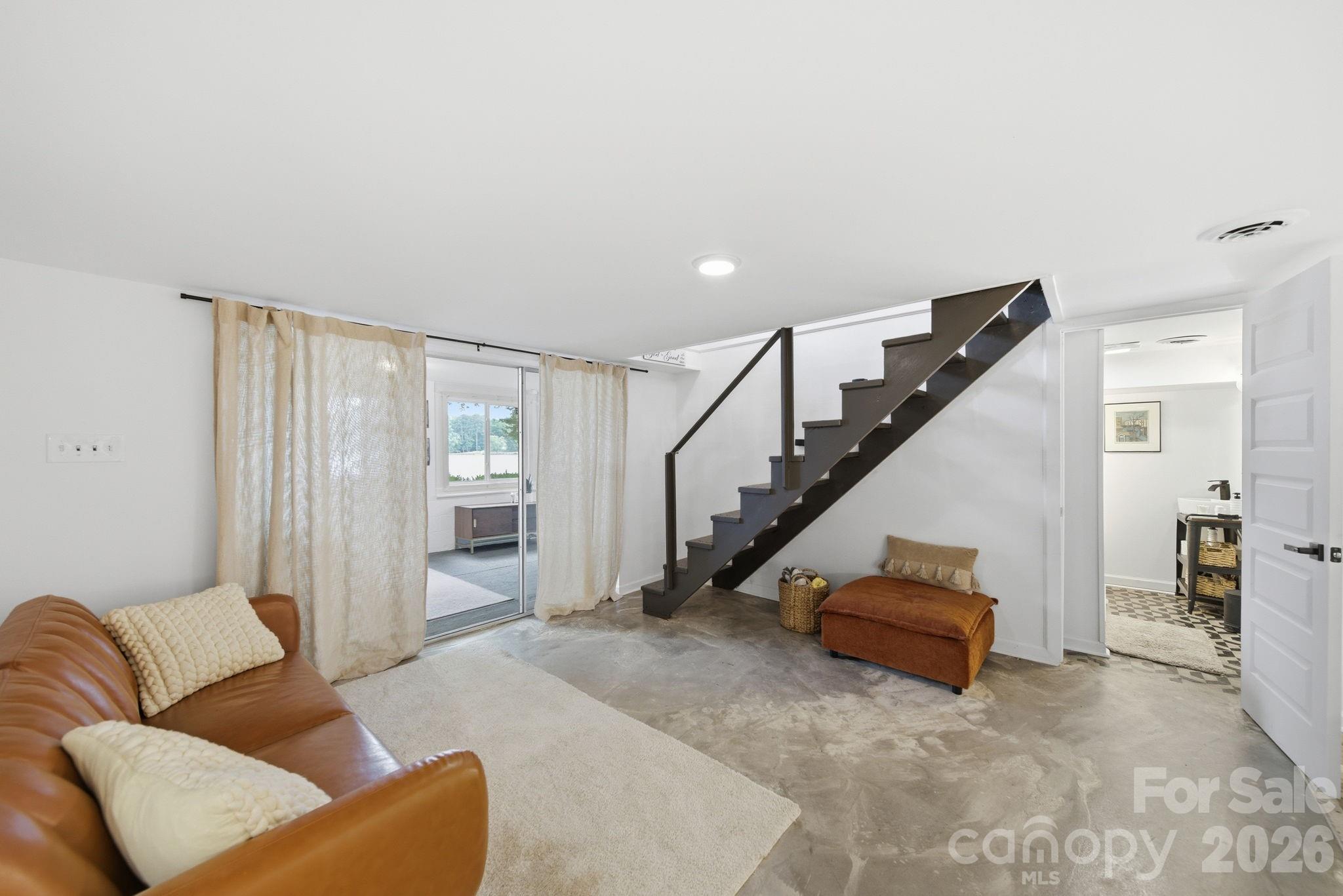 2262 Beaver Creek Road — Camden