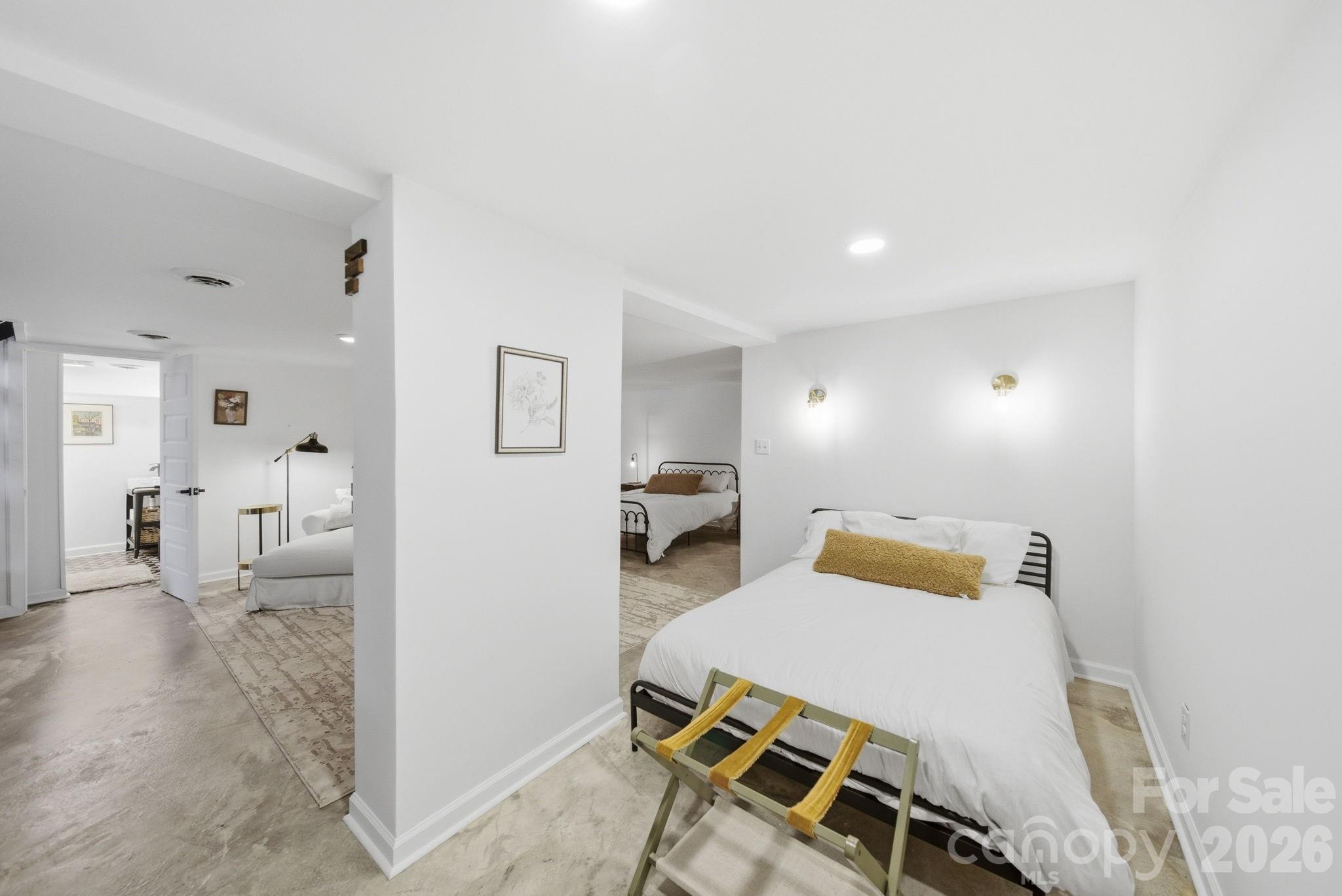 2262 Beaver Creek Road — Camden