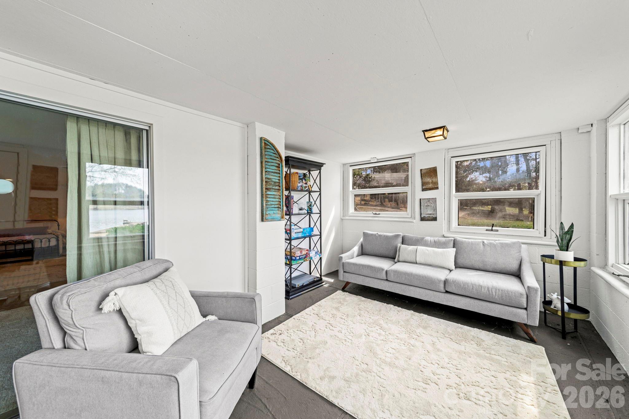 2262 Beaver Creek Road — Camden