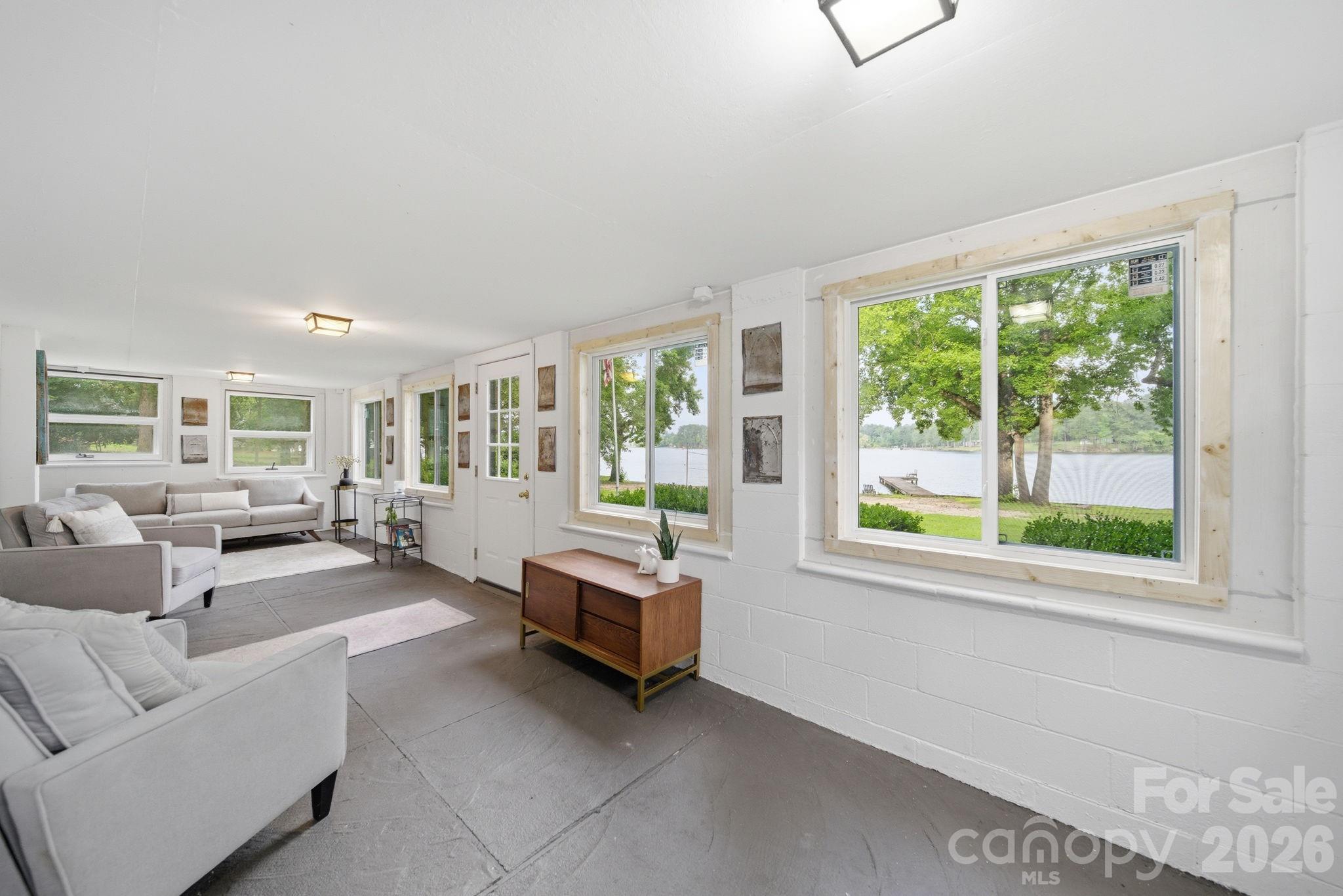 2262 Beaver Creek Road — Camden