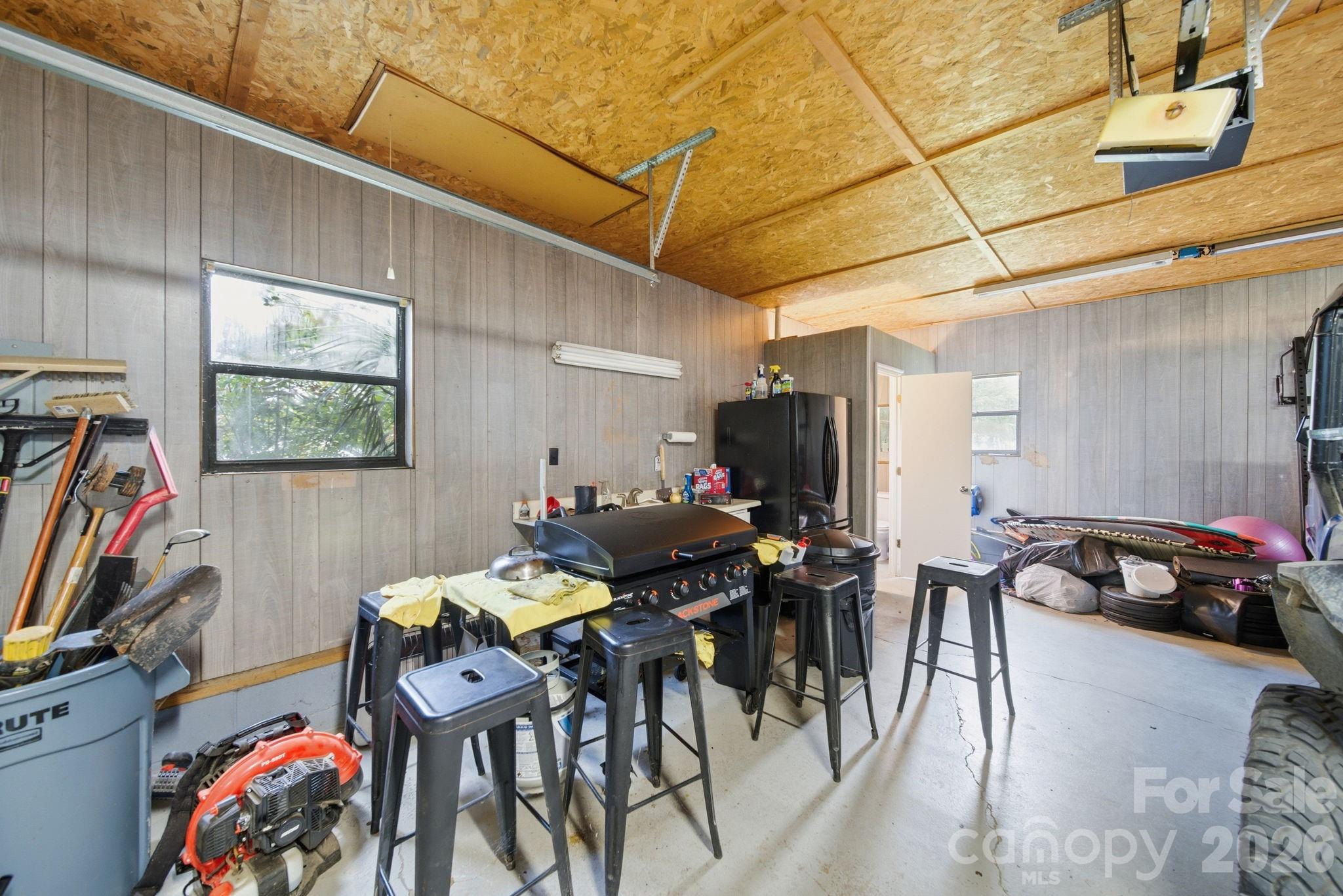 2262 Beaver Creek Road — Camden