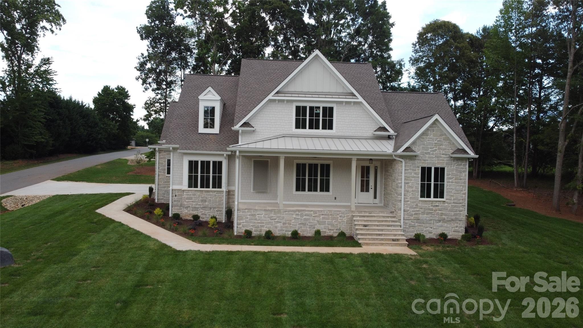 126 Manorly Lane — Mooresville