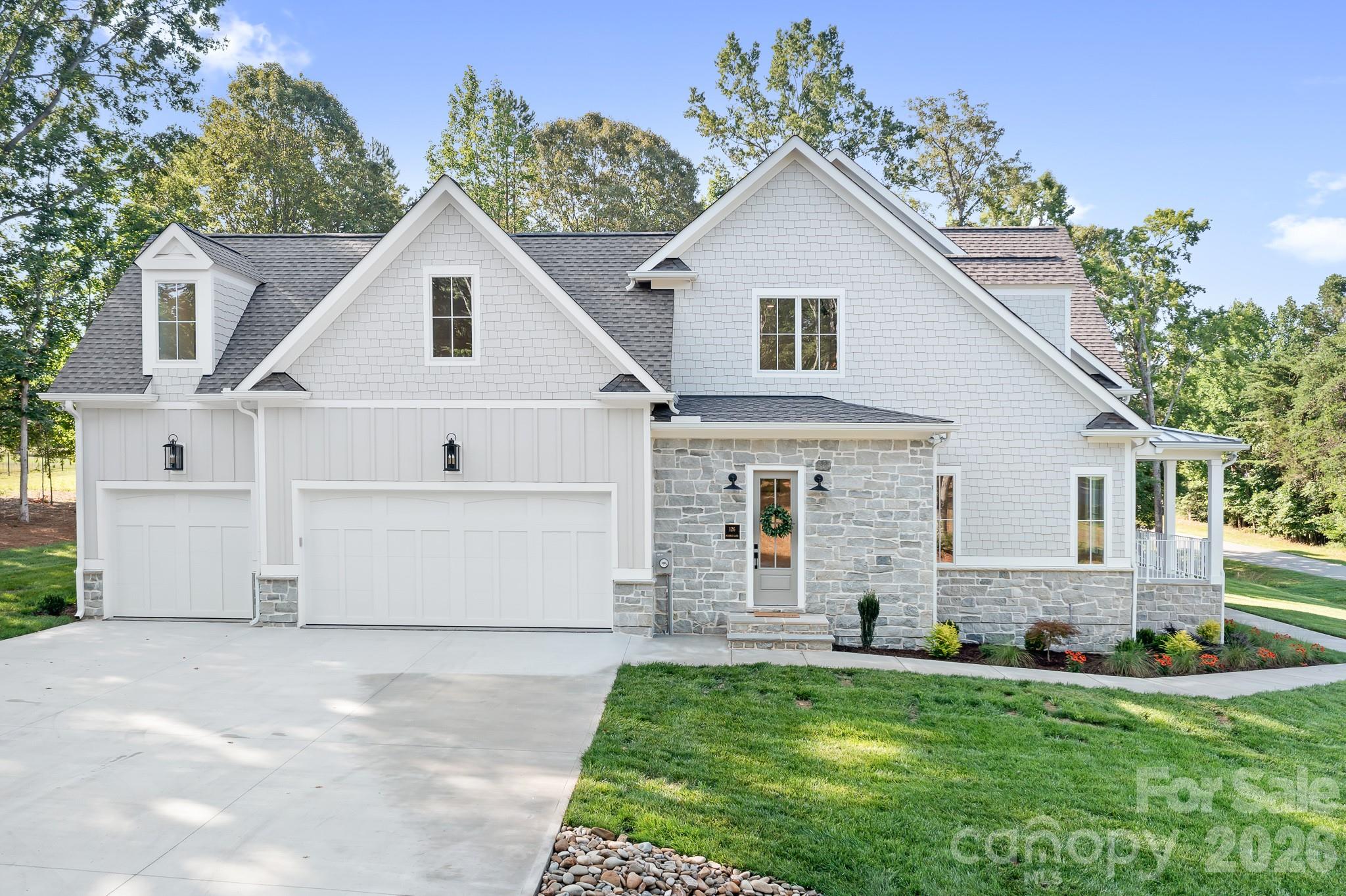 126 Manorly Lane — Mooresville