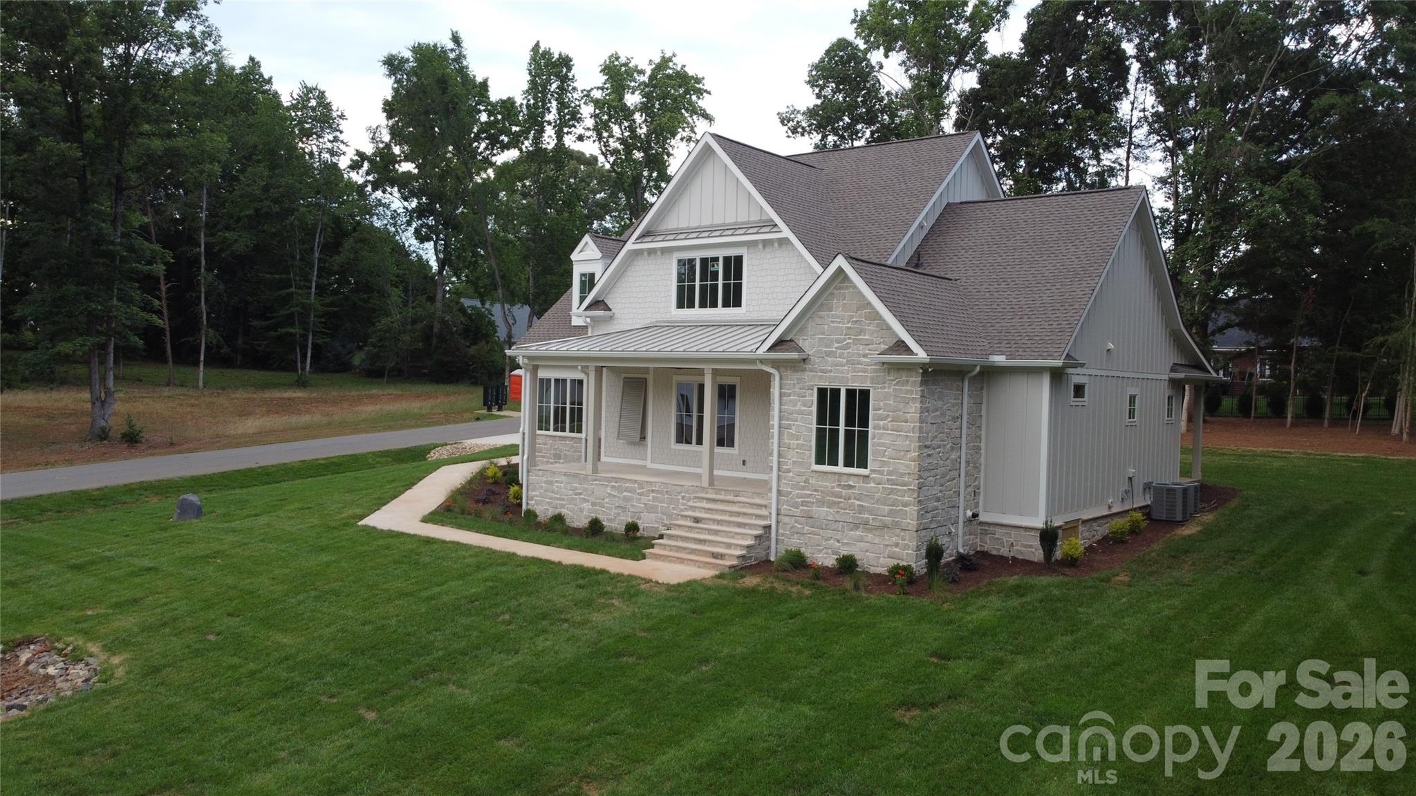 126 Manorly Lane — Mooresville