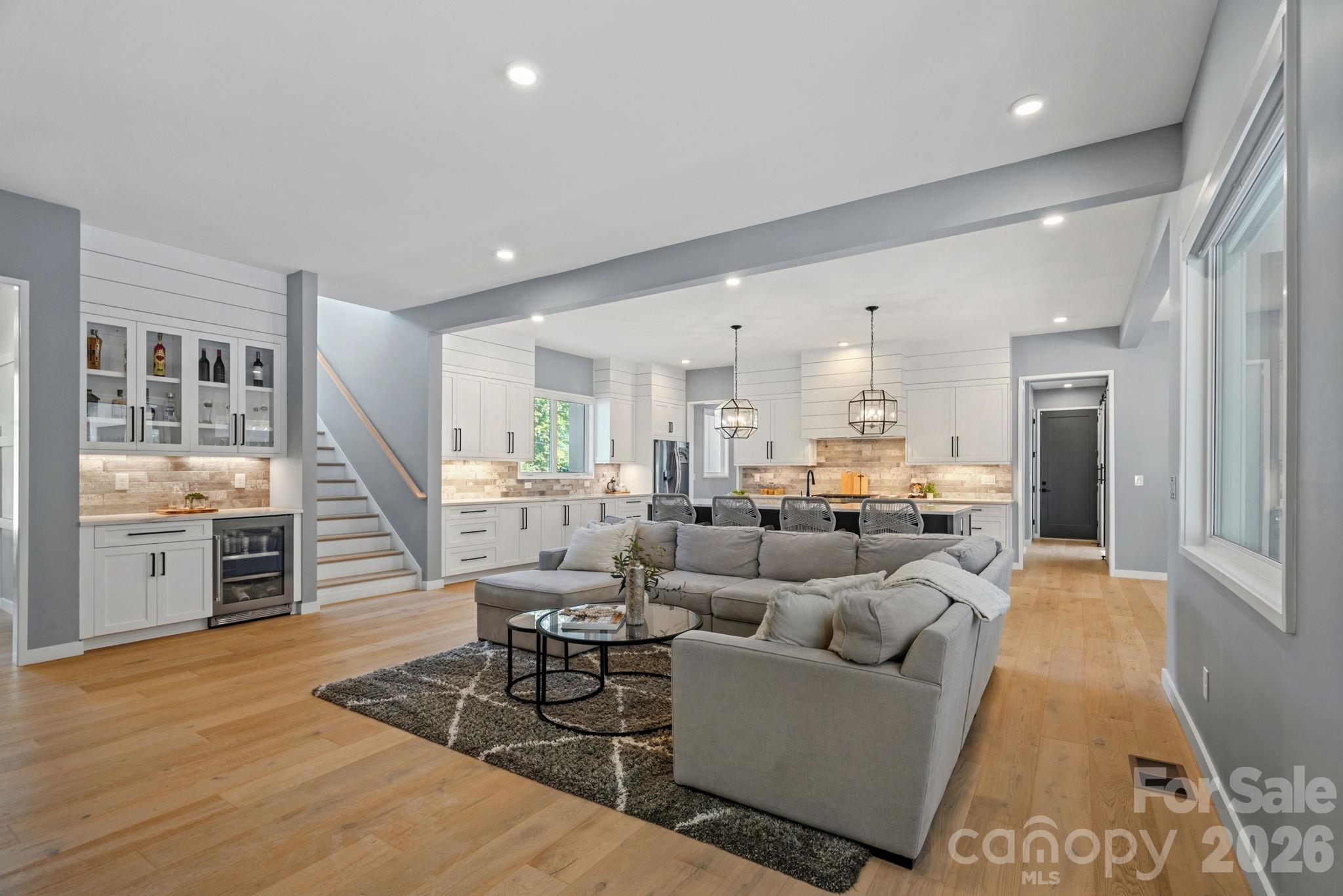 15600 Huntingtowne Village Road — Huntersville