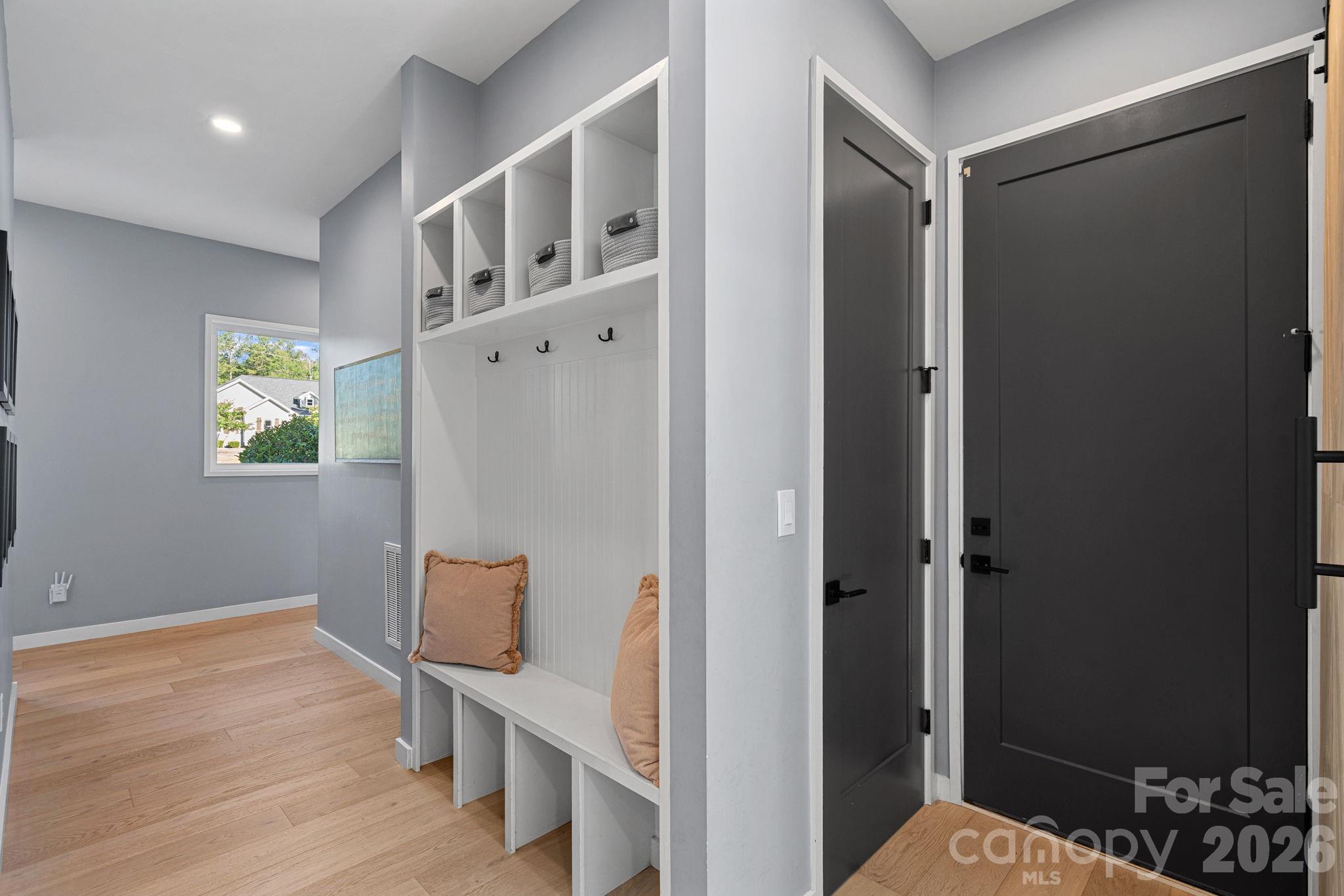 15600 Huntingtowne Village Road — Huntersville