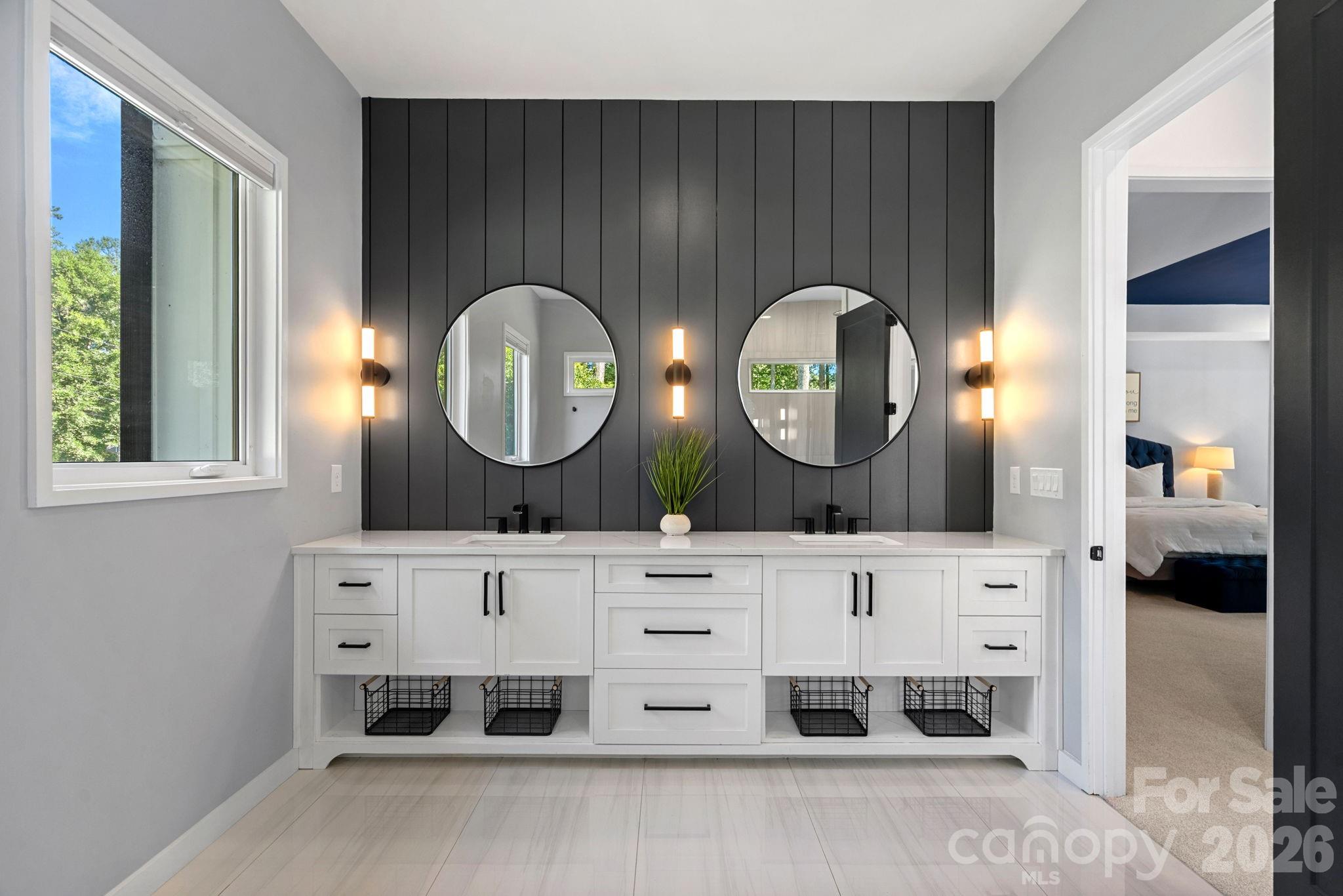 15600 Huntingtowne Village Road — Huntersville