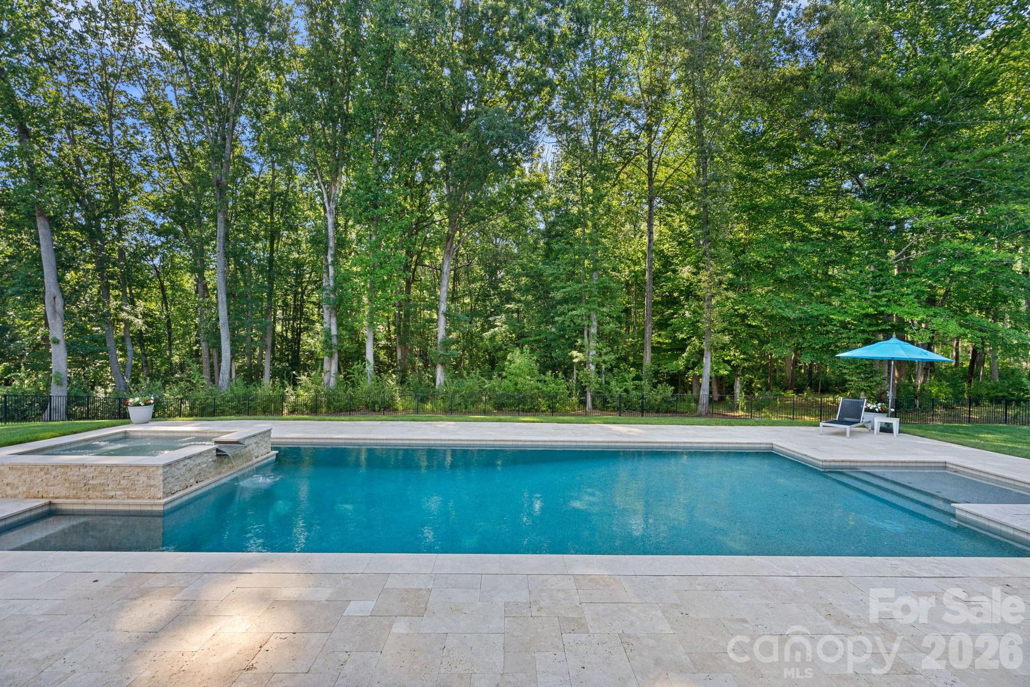 15600 Huntingtowne Village Road — Huntersville
