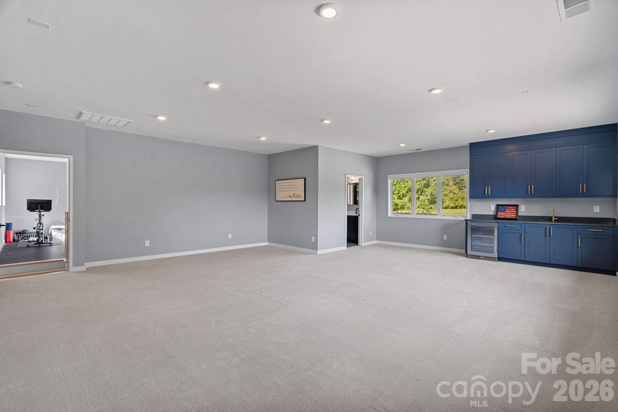 15600 Huntingtowne Village Road — Huntersville