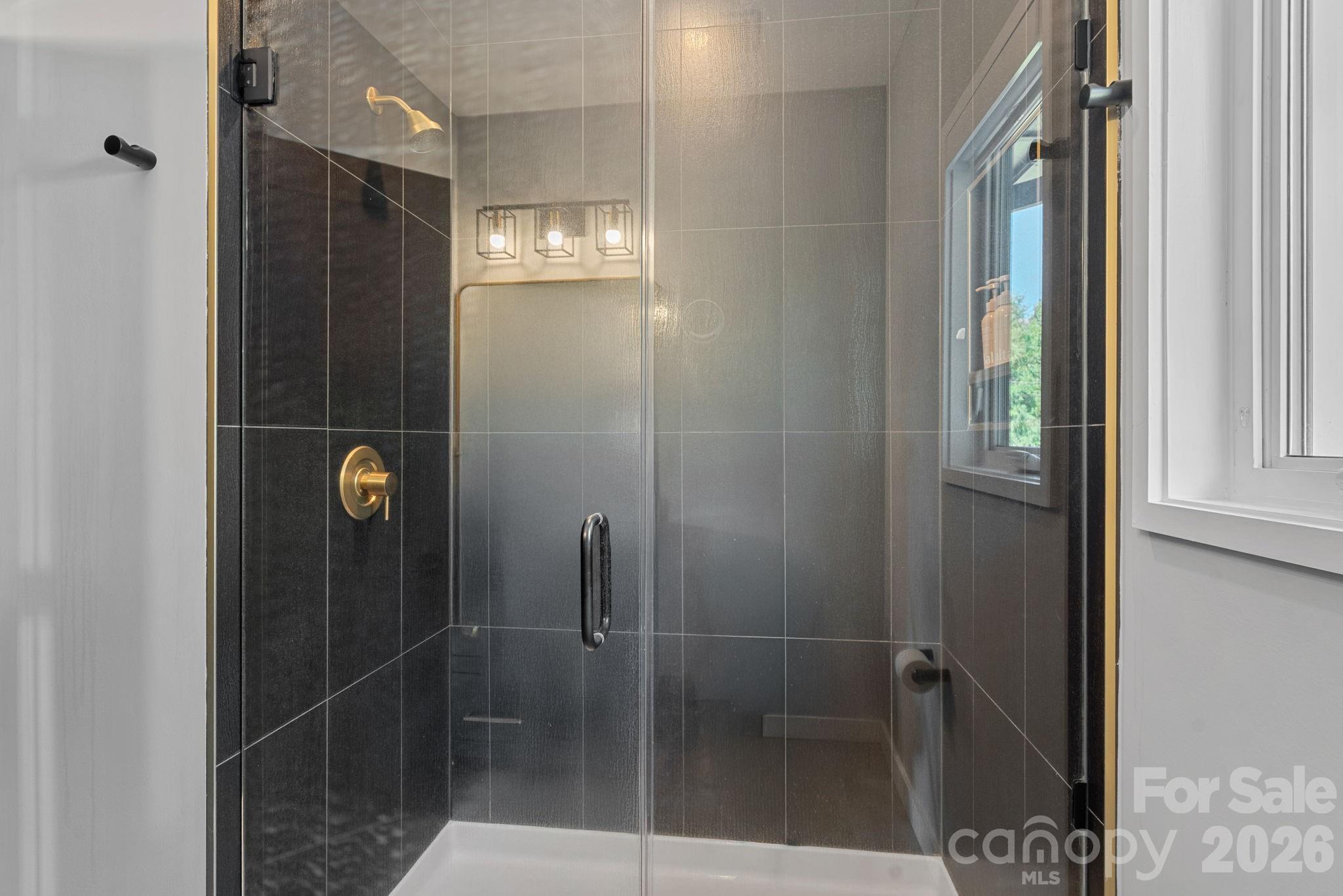 15600 Huntingtowne Village Road — Huntersville