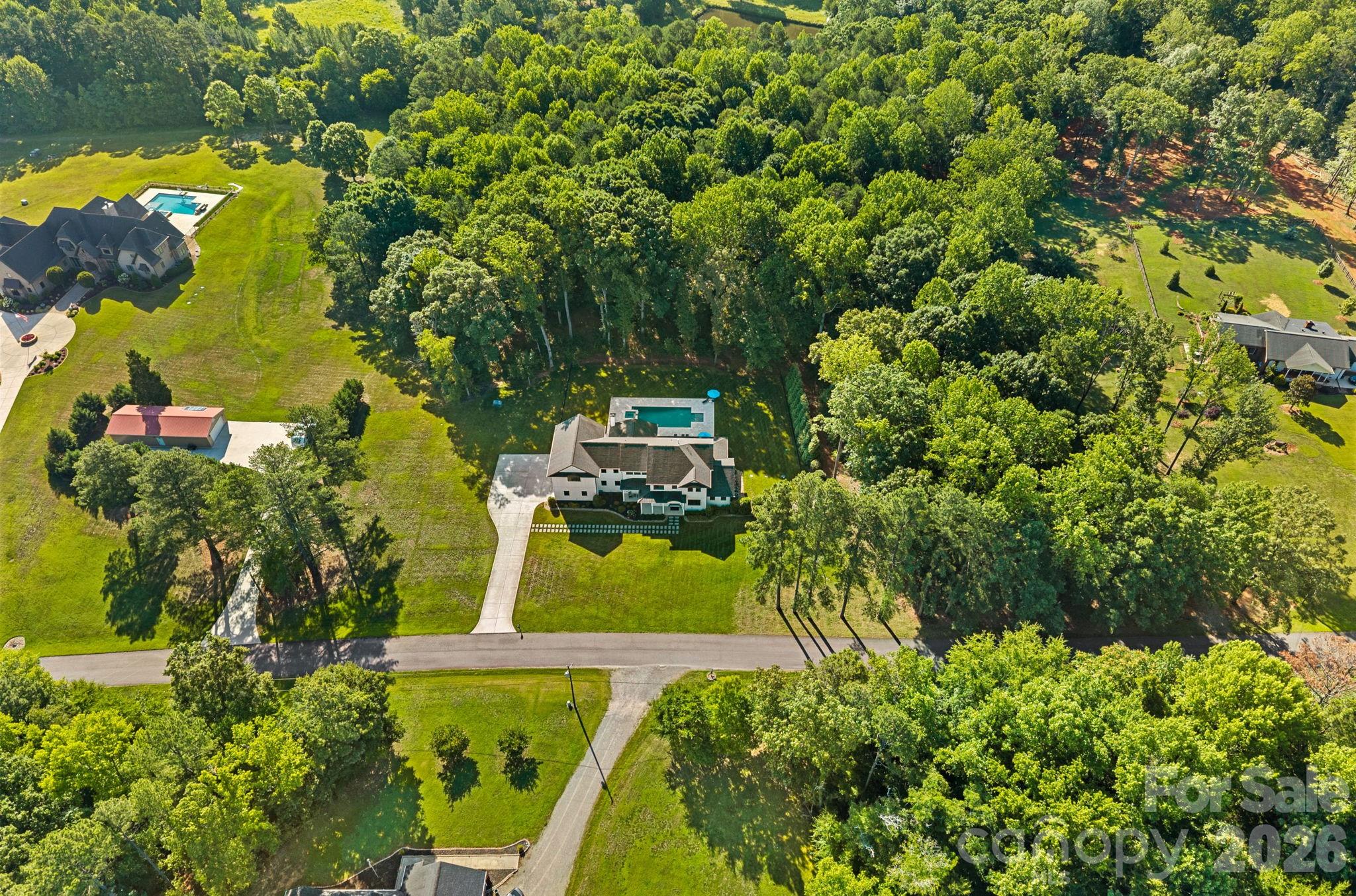 15600 Huntingtowne Village Road — Huntersville