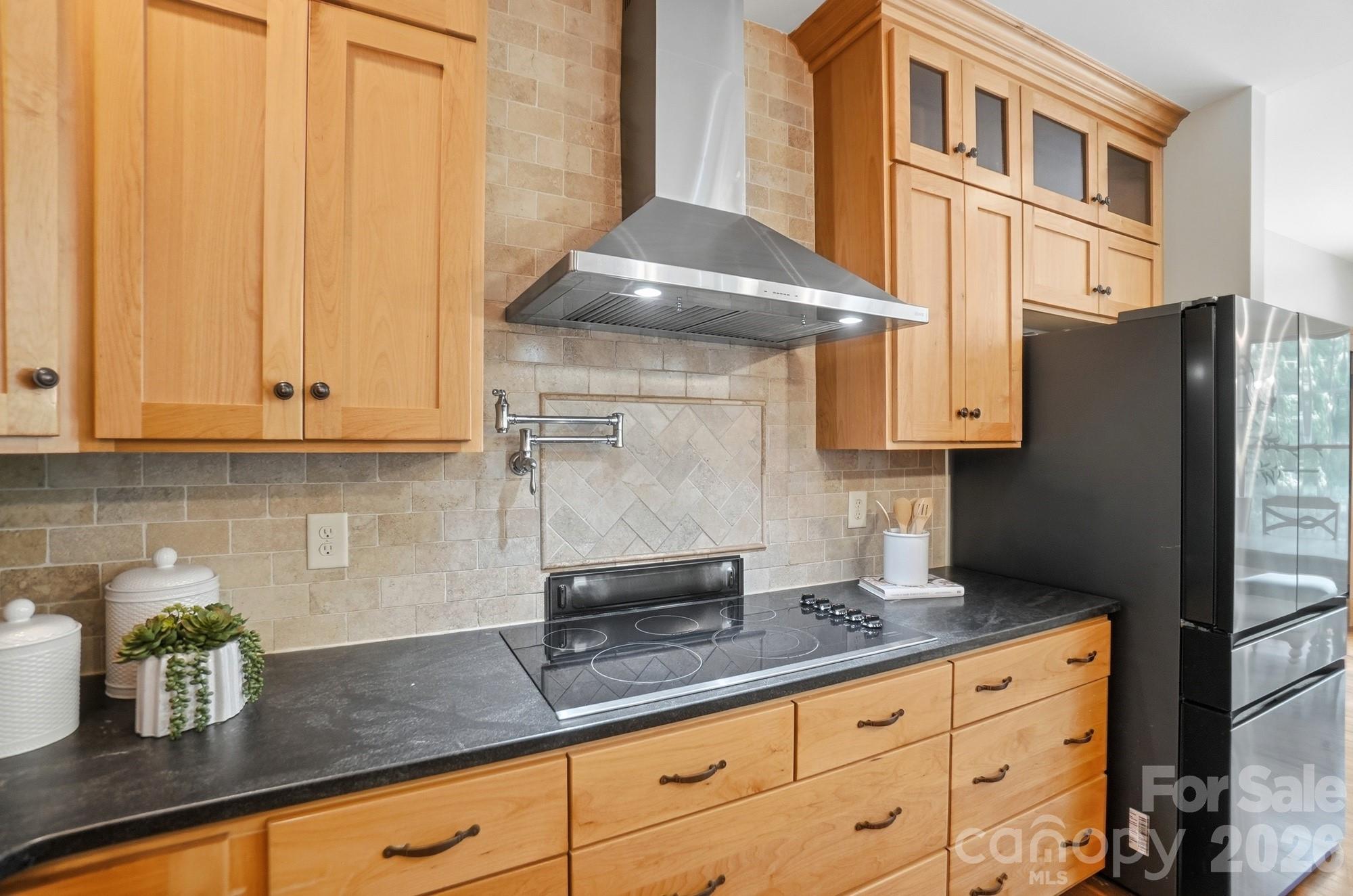 512 Pump Jack Way — Waxhaw