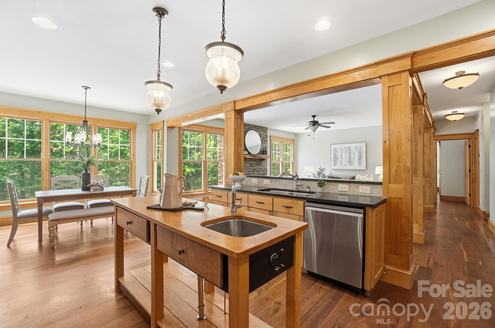 512 Pump Jack Way — Waxhaw