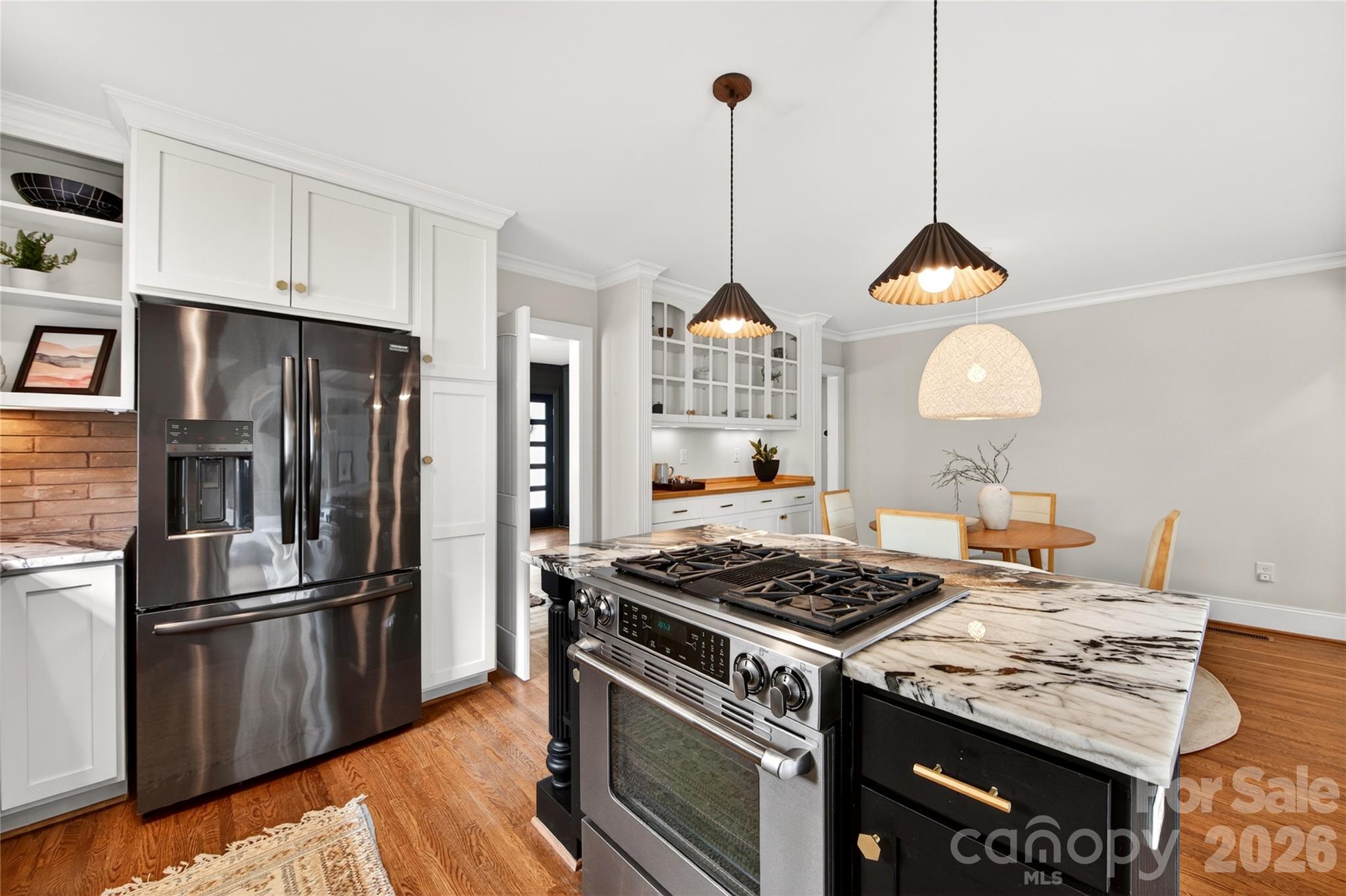 1825 Cumberland Avenue — Charlotte