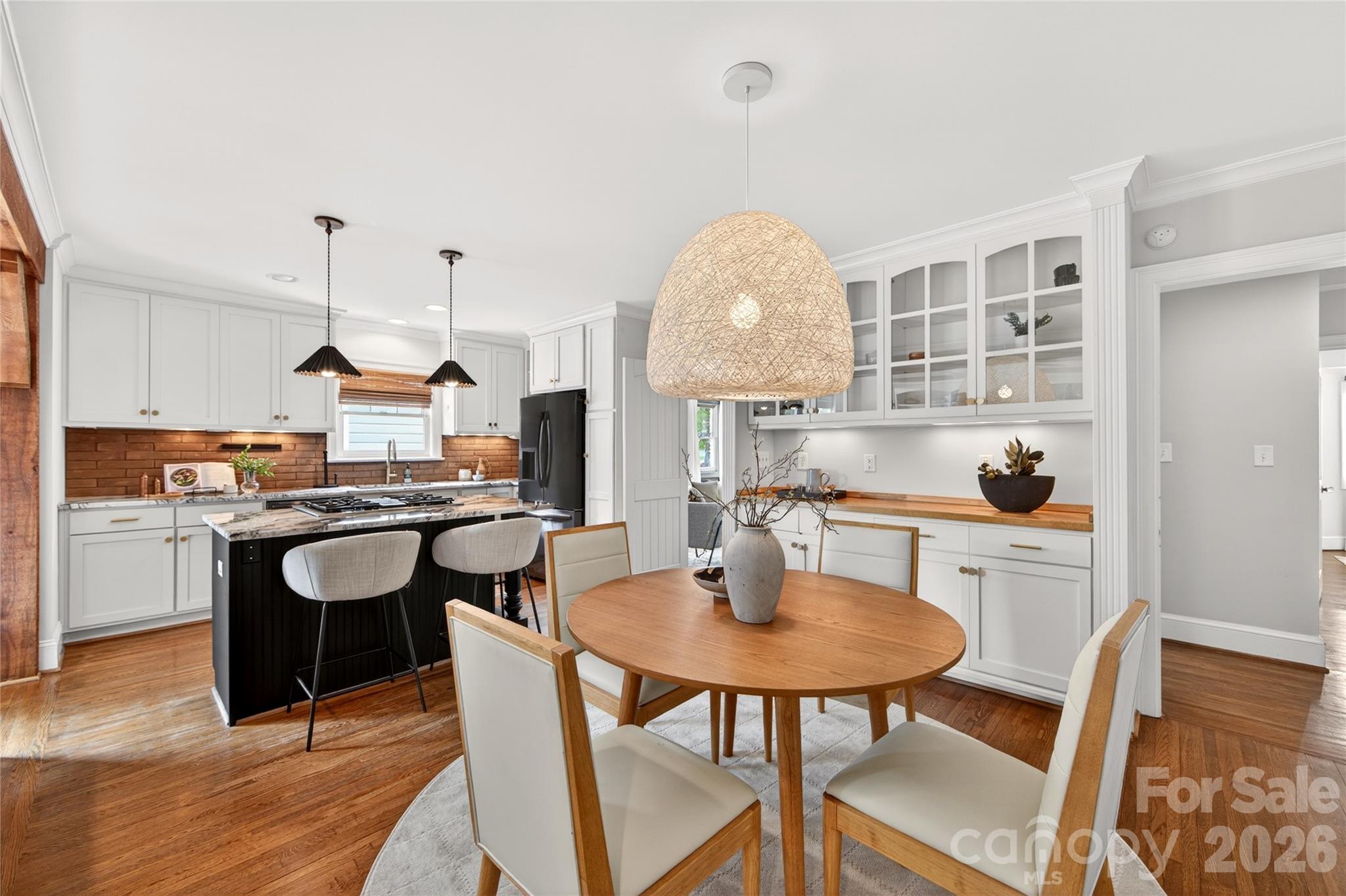 1825 Cumberland Avenue — Charlotte