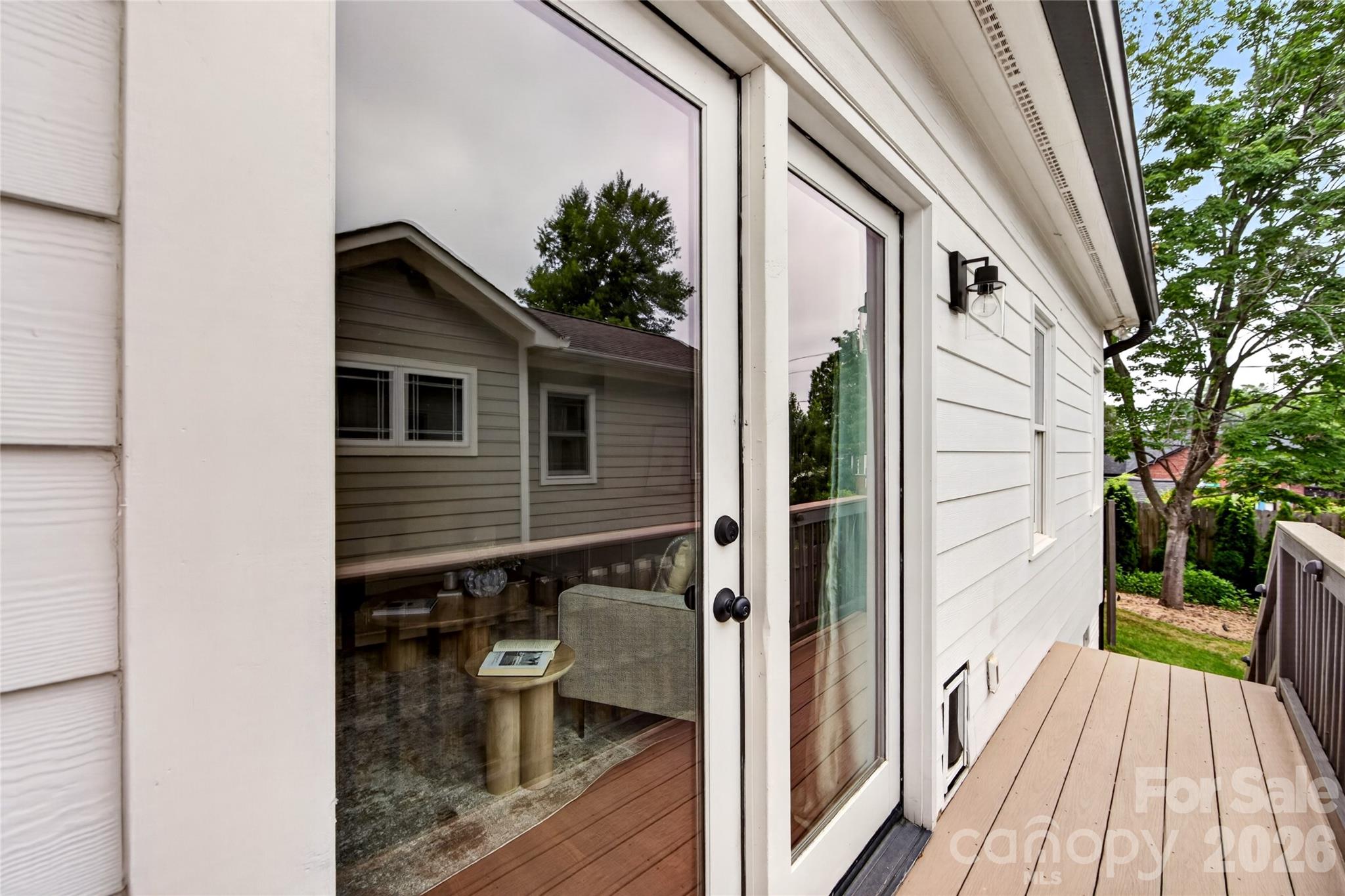 1825 Cumberland Avenue — Charlotte