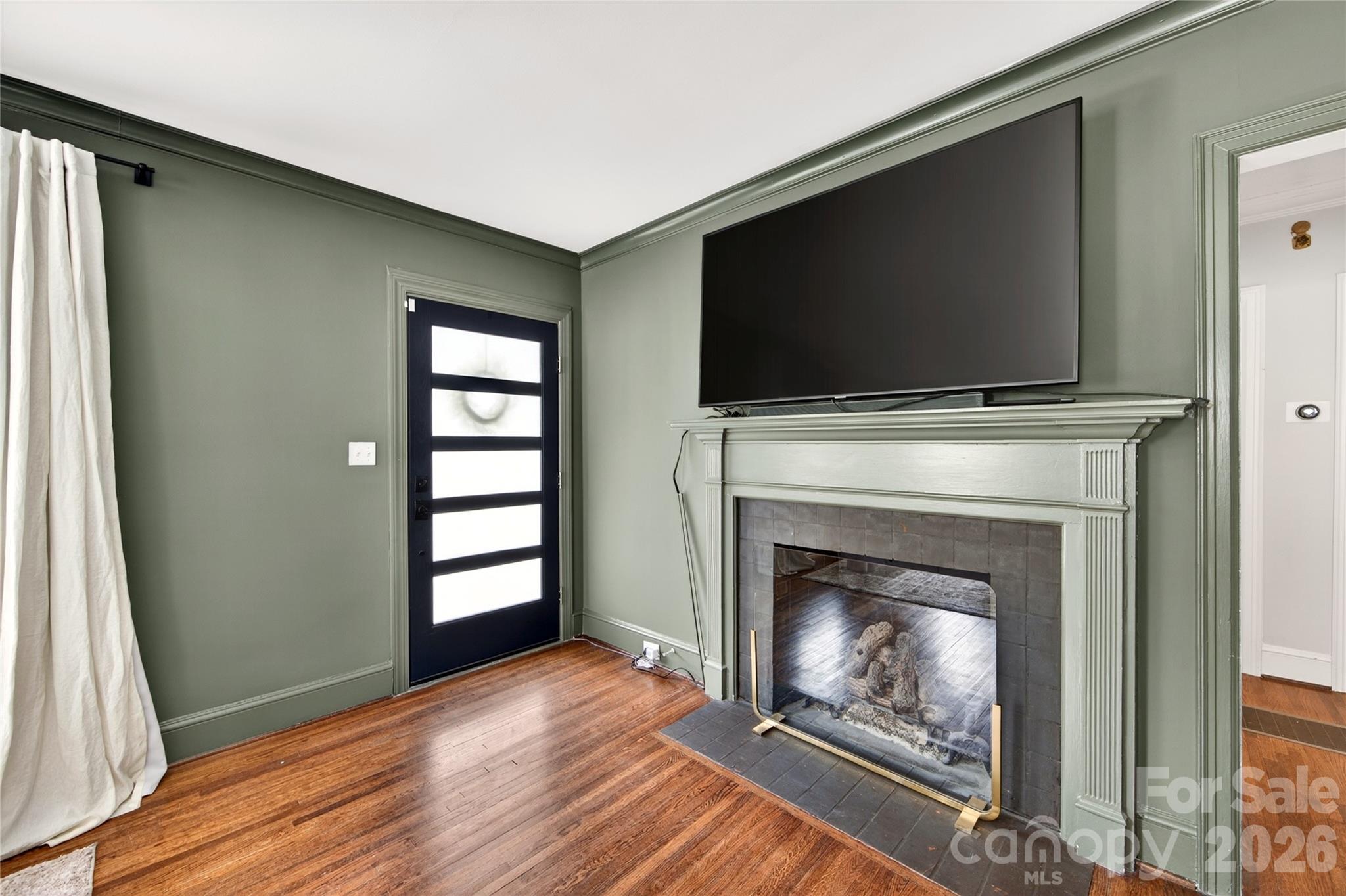 1825 Cumberland Avenue — Charlotte