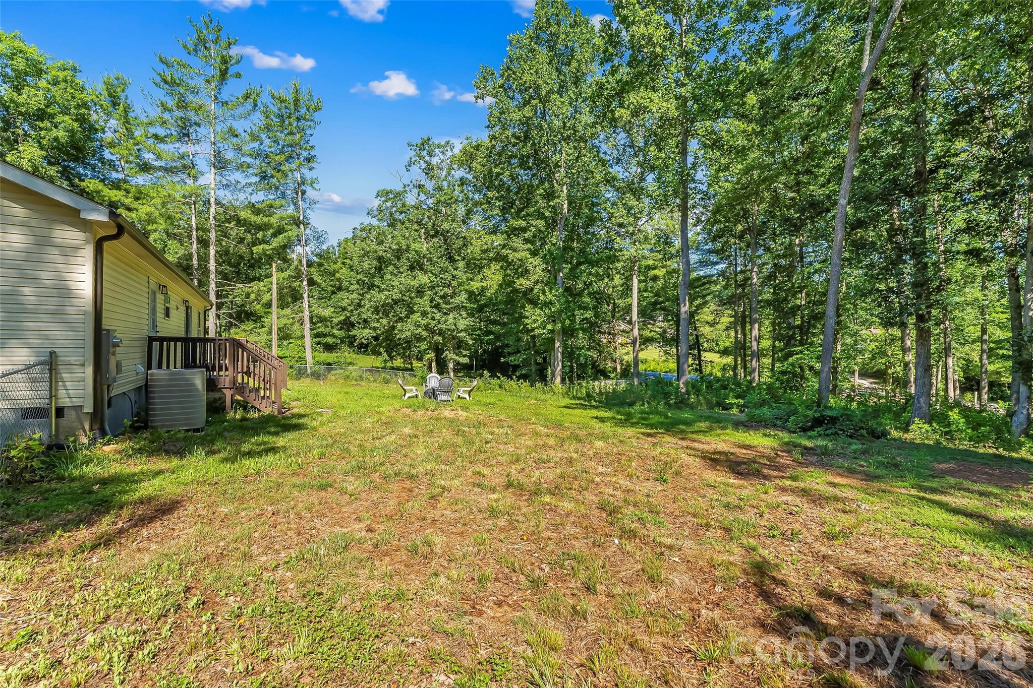 17 Windy Acres Drive — Hendersonville