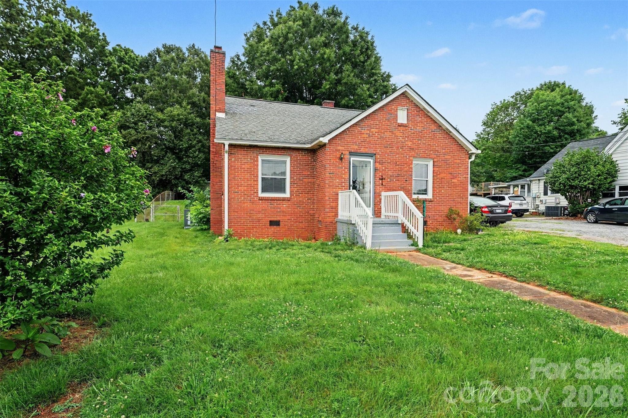 517 N Carolina Avenue — Maiden