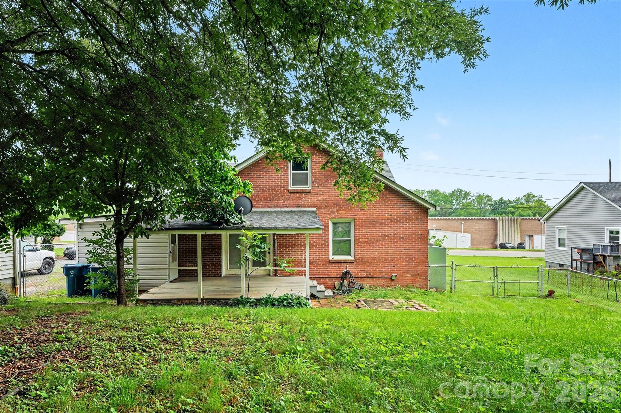 517 N Carolina Avenue — Maiden