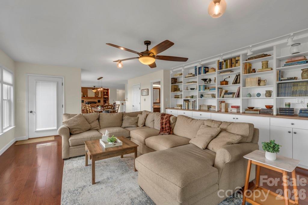 784 Alpine Drive — Seven Devils
