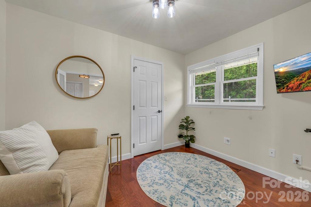 784 Alpine Drive — Seven Devils