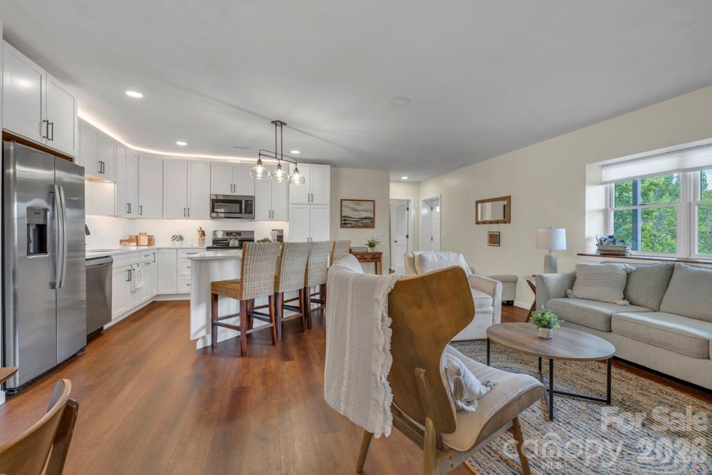 784 Alpine Drive — Seven Devils