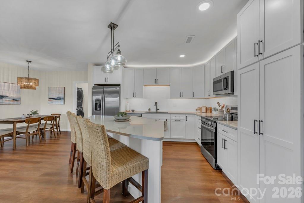 784 Alpine Drive — Seven Devils