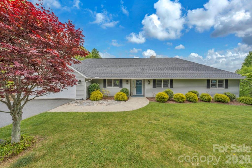 784 Alpine Drive — Seven Devils