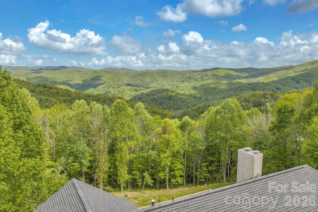 784 Alpine Drive — Seven Devils