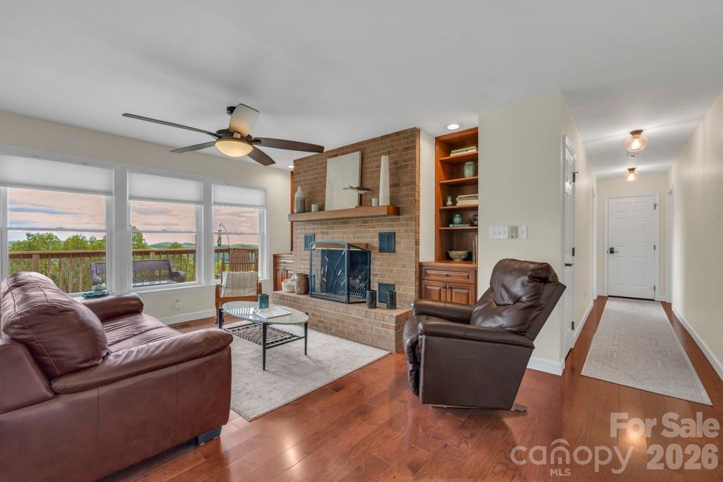 784 Alpine Drive — Seven Devils
