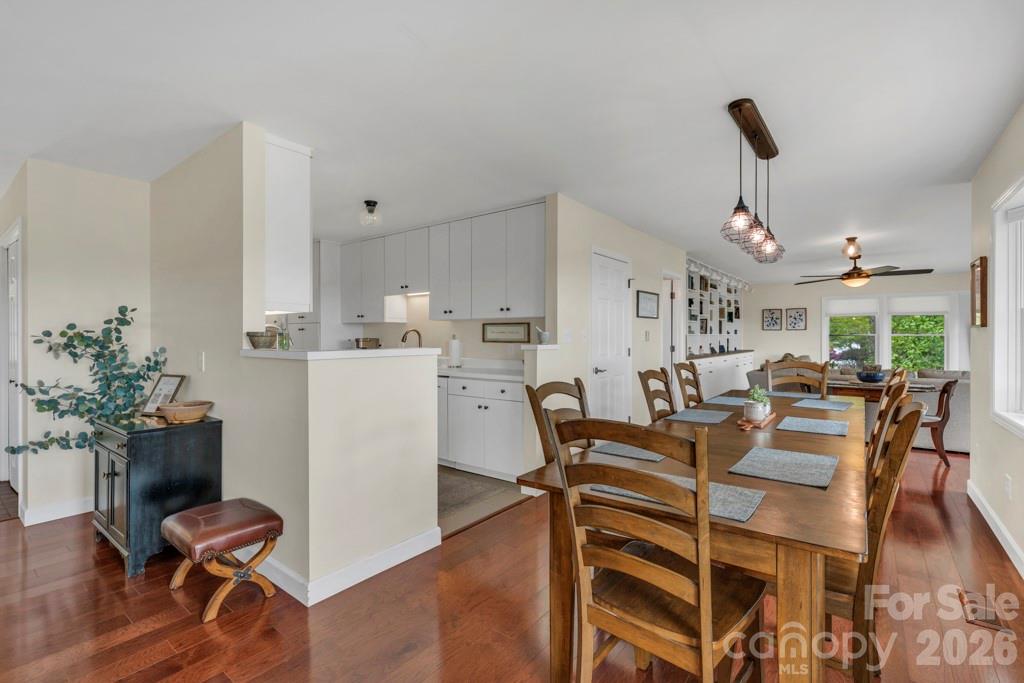 784 Alpine Drive — Seven Devils