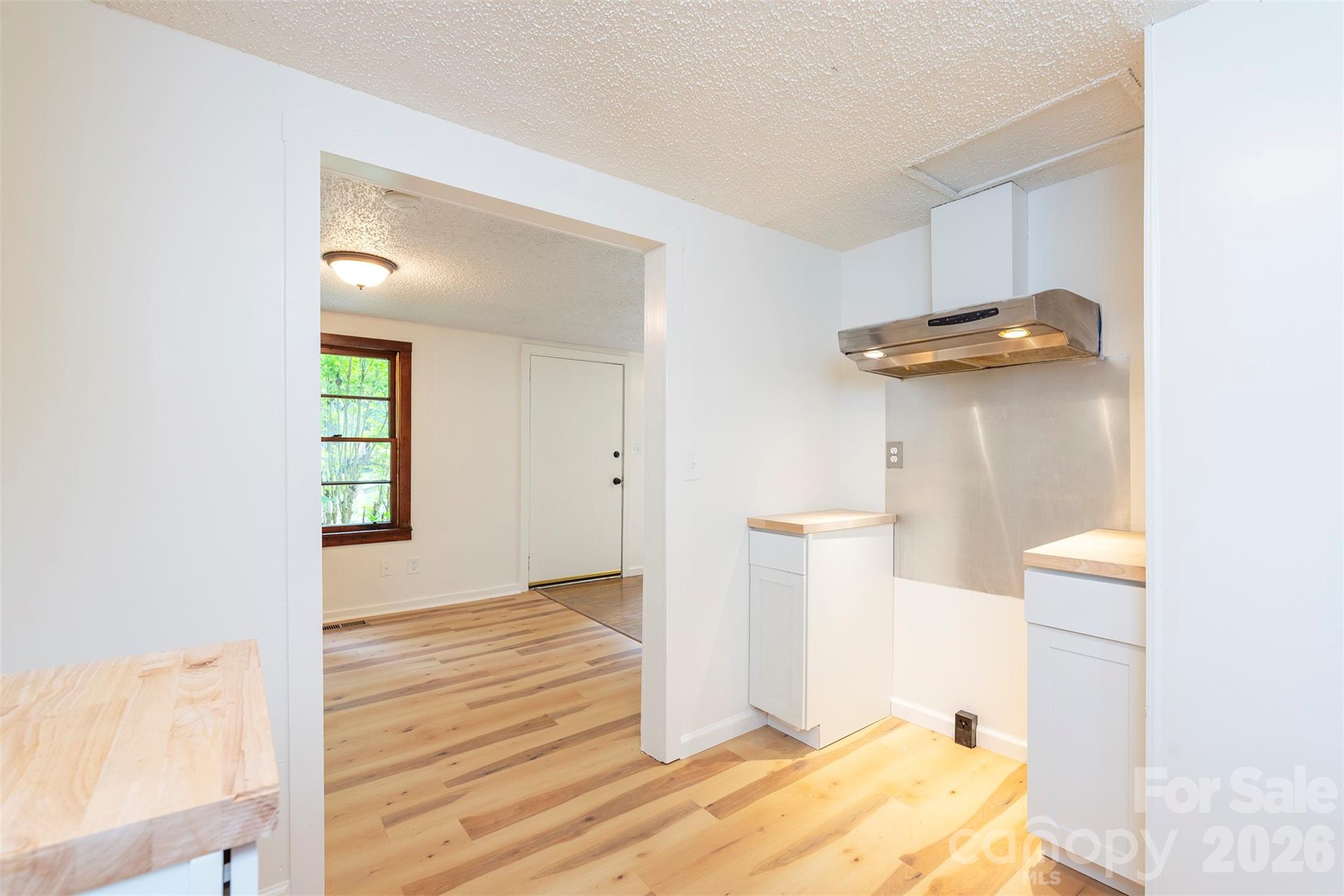 215 Merchant Street — Asheville
