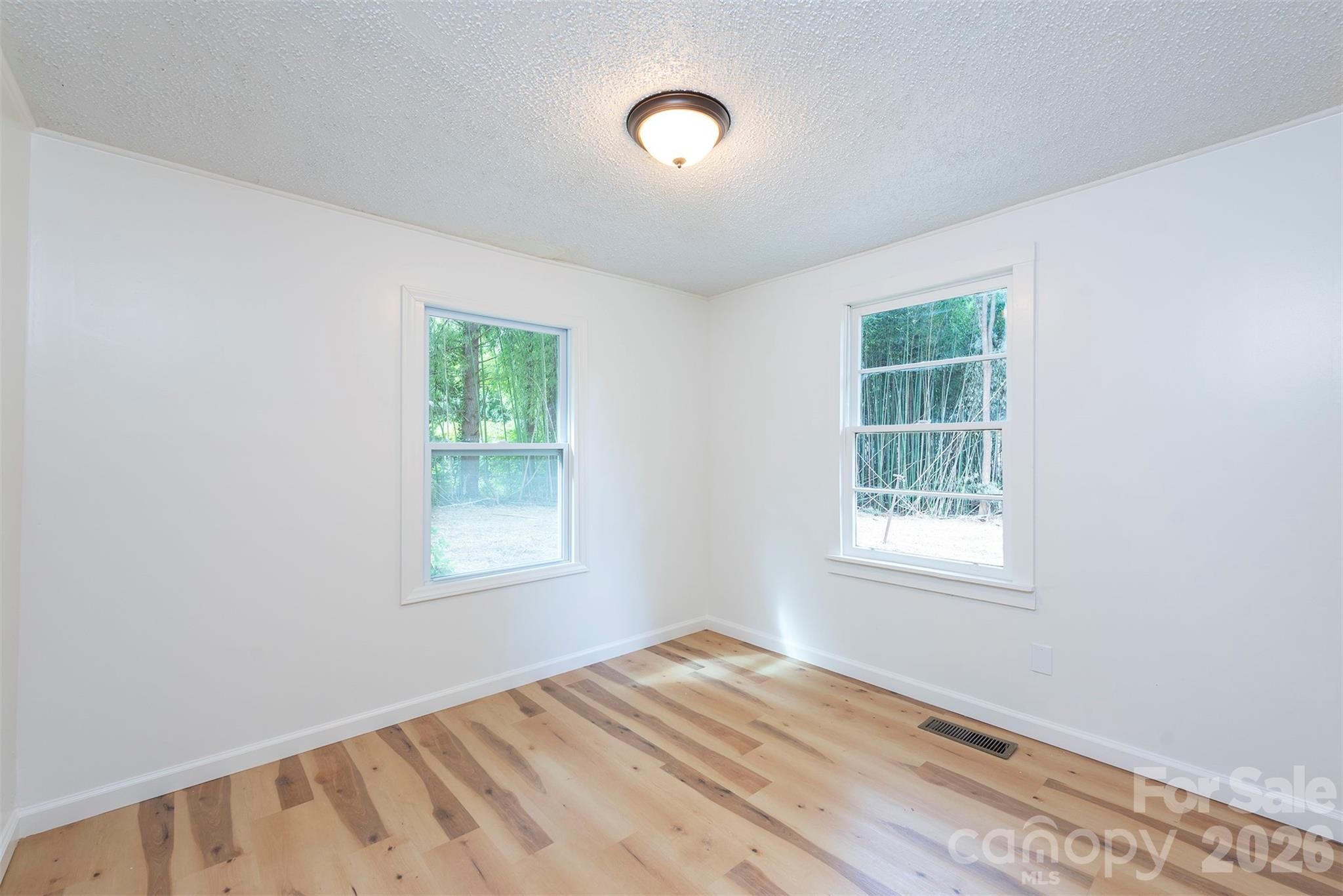 215 Merchant Street — Asheville