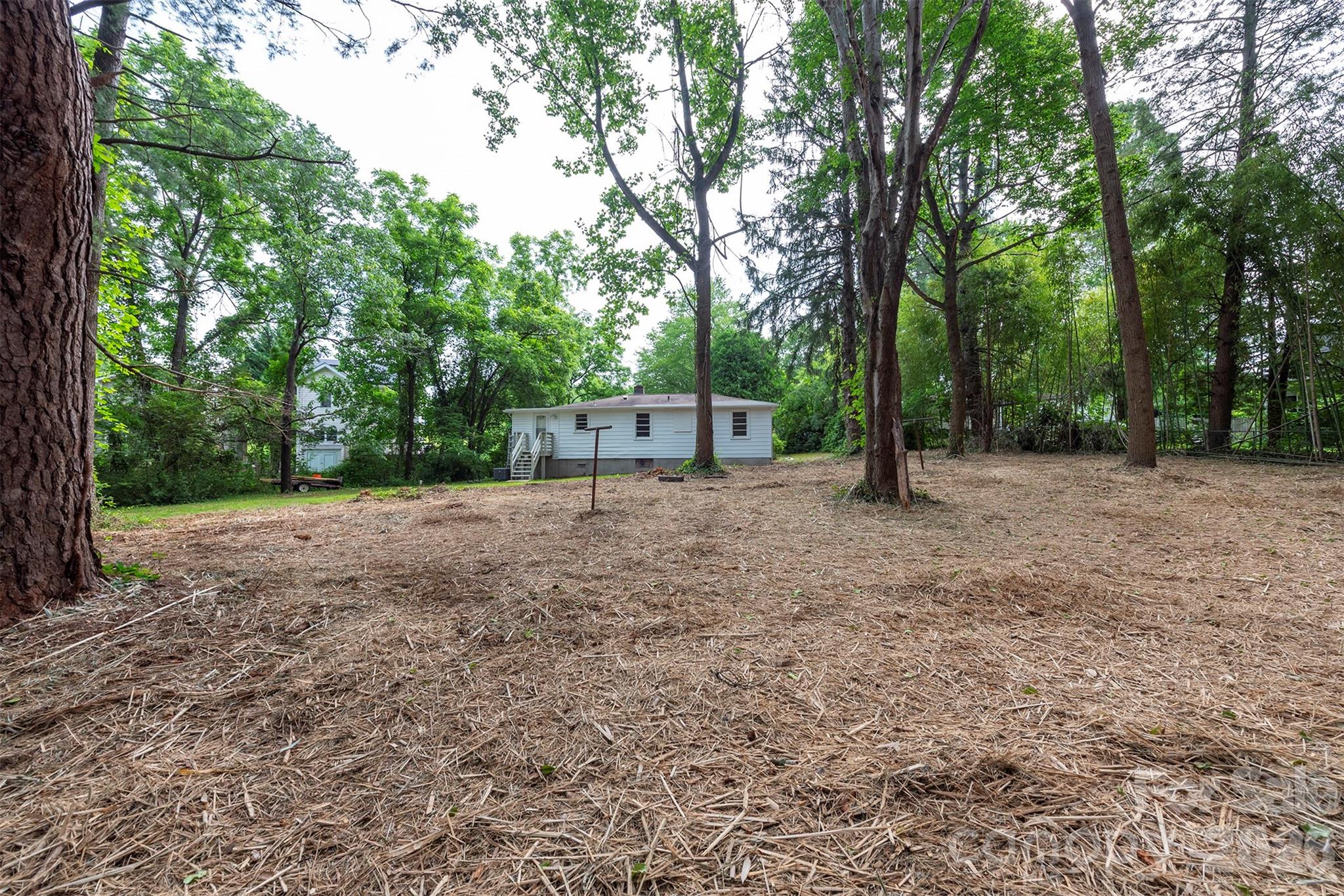 215 Merchant Street — Asheville