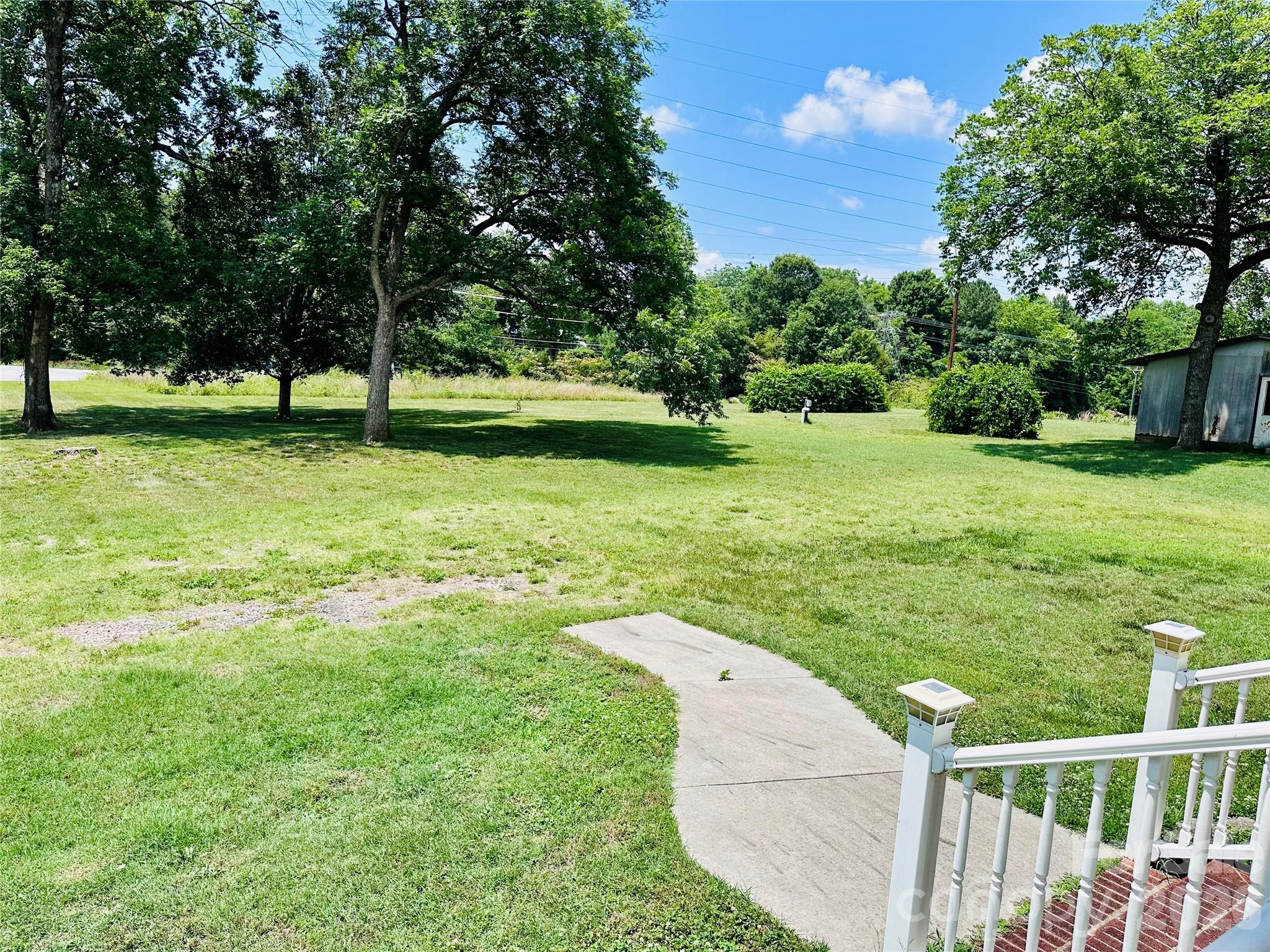 2150 Mary Street — China Grove