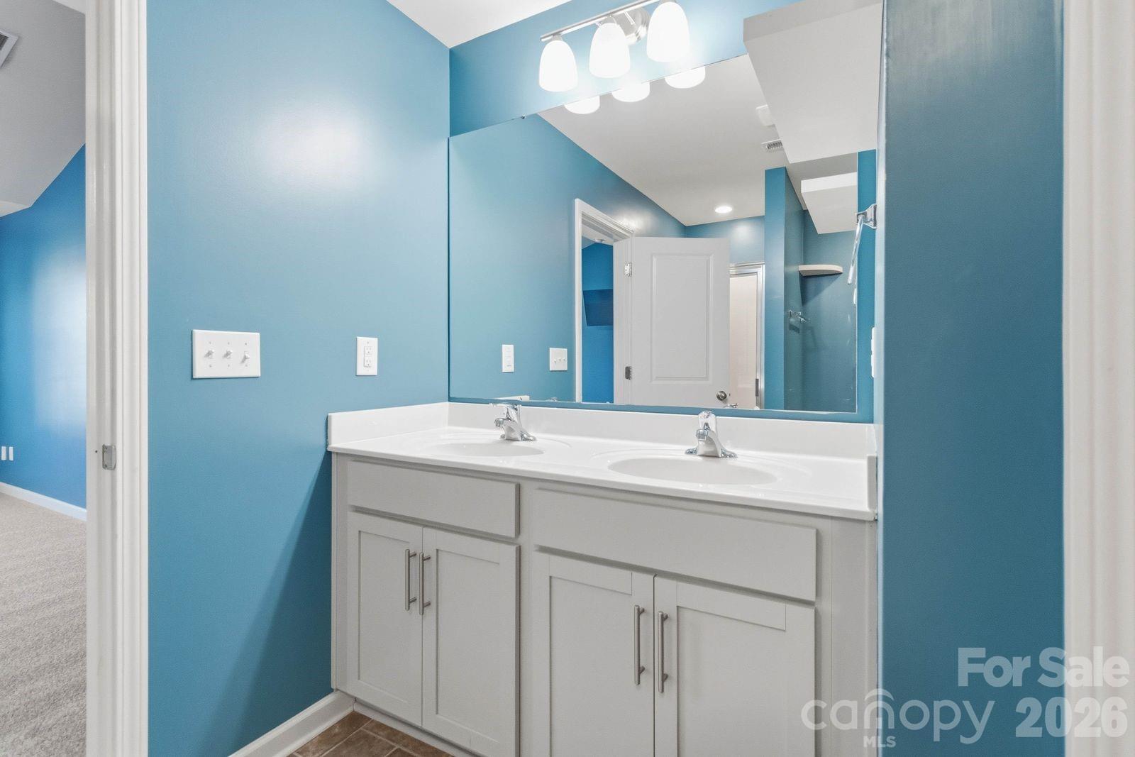 5904 Ellimar Field Lane — Charlotte