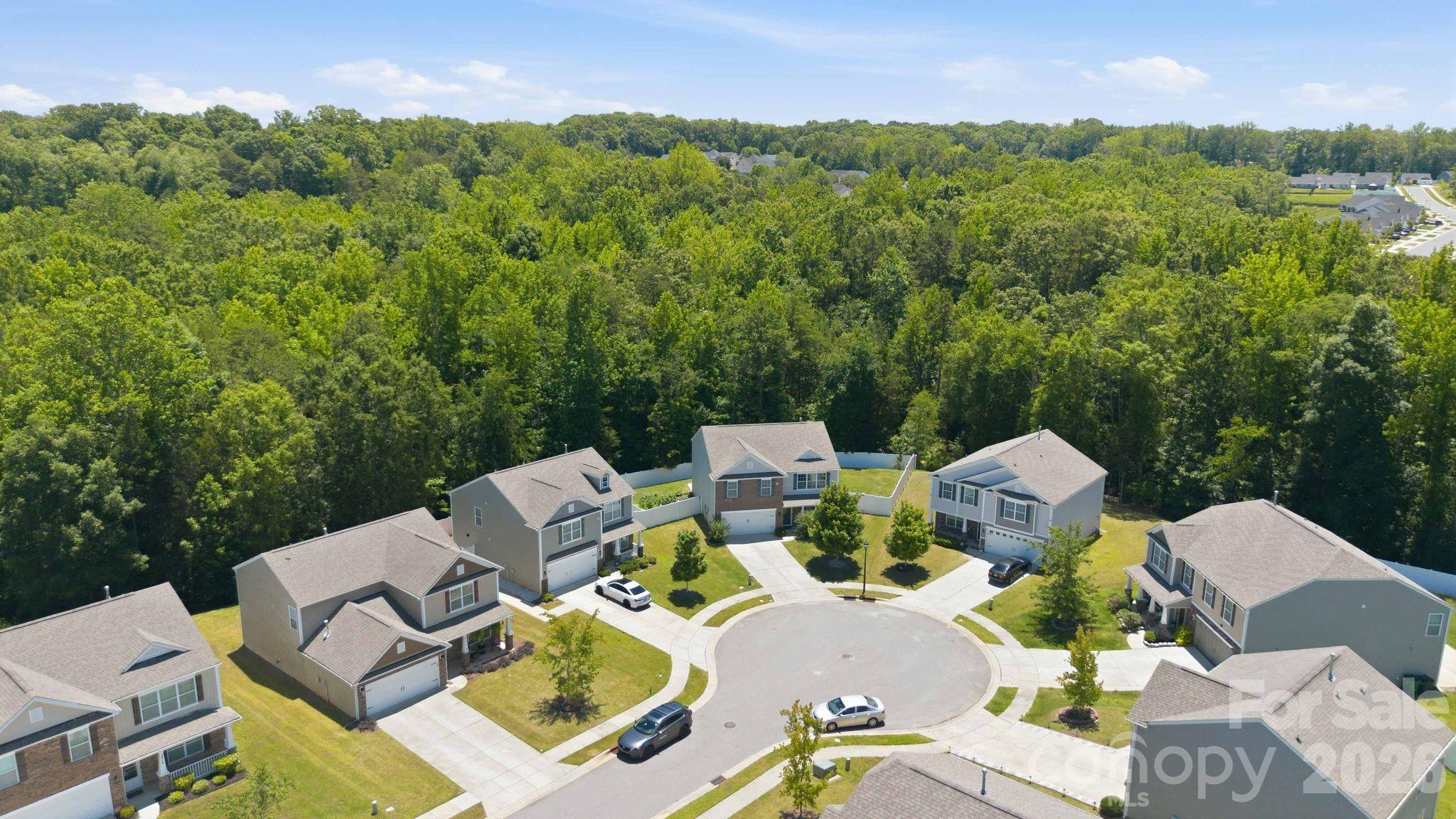 5904 Ellimar Field Lane — Charlotte