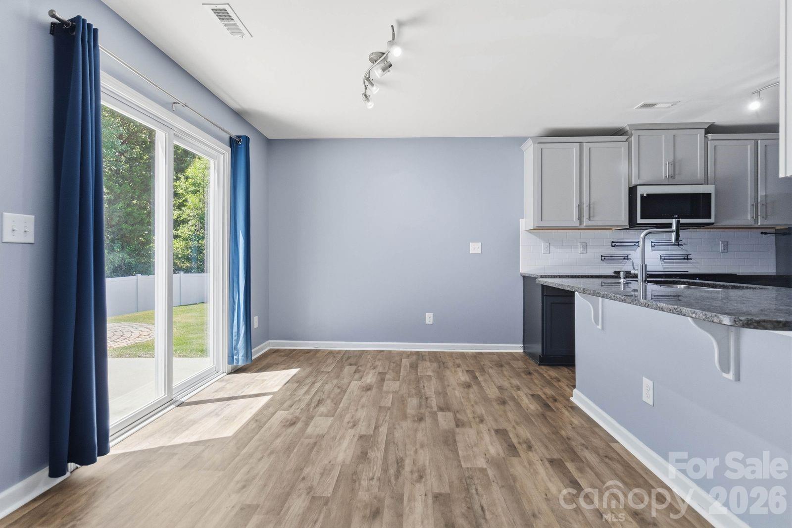 5904 Ellimar Field Lane — Charlotte